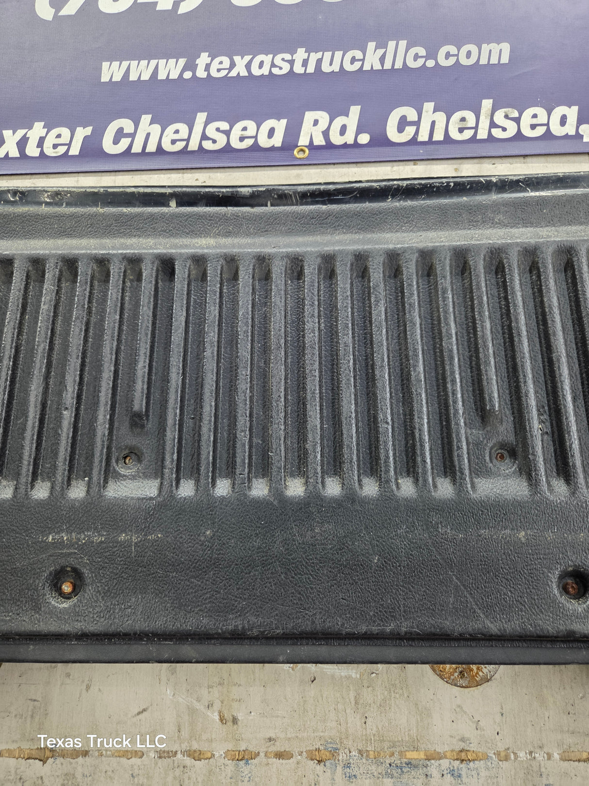 1997-2003 F150 / 1999-2007 Ford F250 F350 F450 F550 Super Duty Tailgate