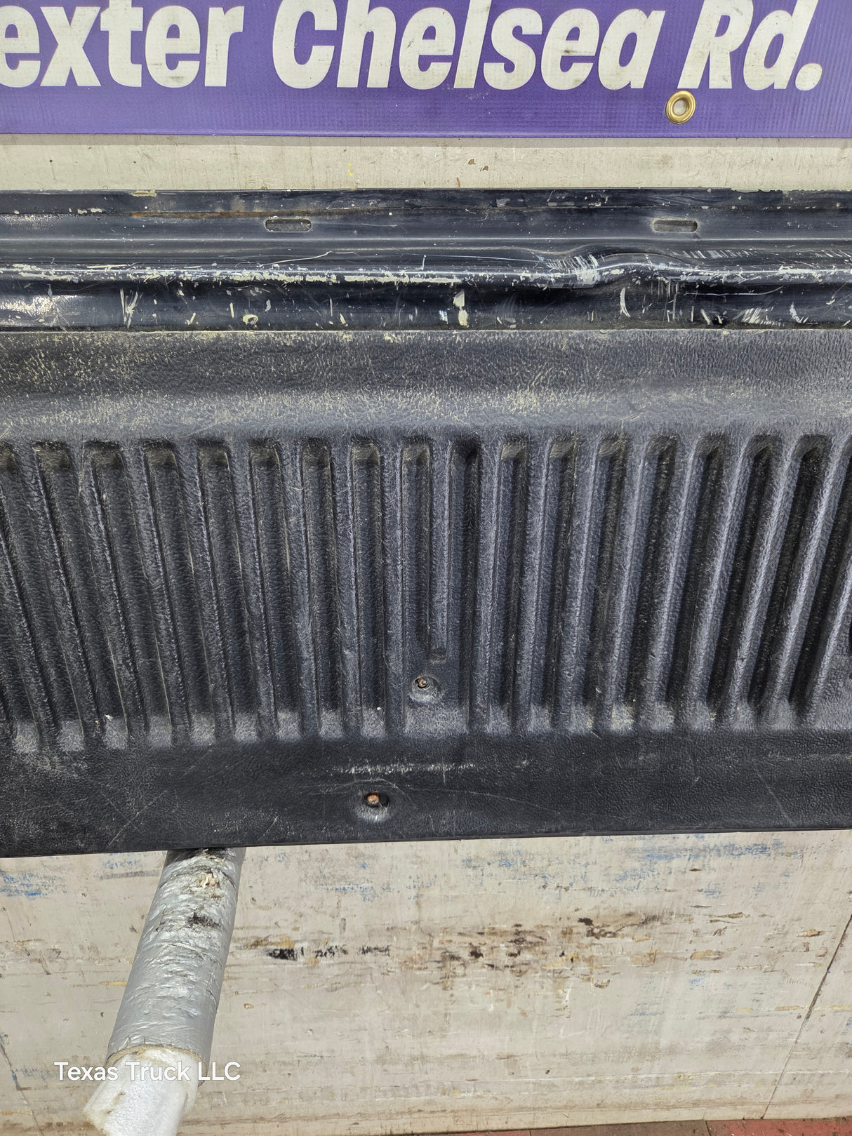 1997-2003 F150 / 1999-2007 Ford F250 F350 F450 F550 Super Duty Tailgate
