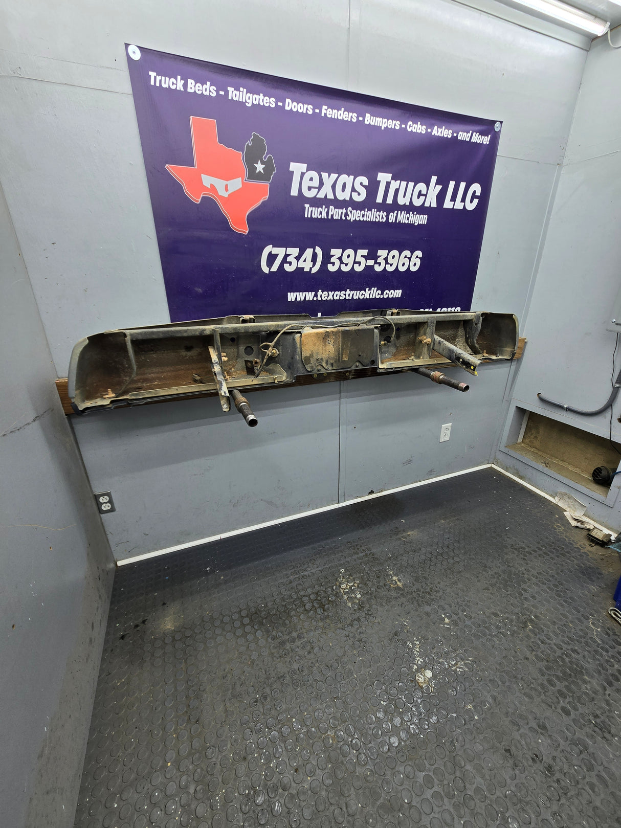 2008-2016 Ford Super Duty F250 F350 F450 F550 Rear Bumper