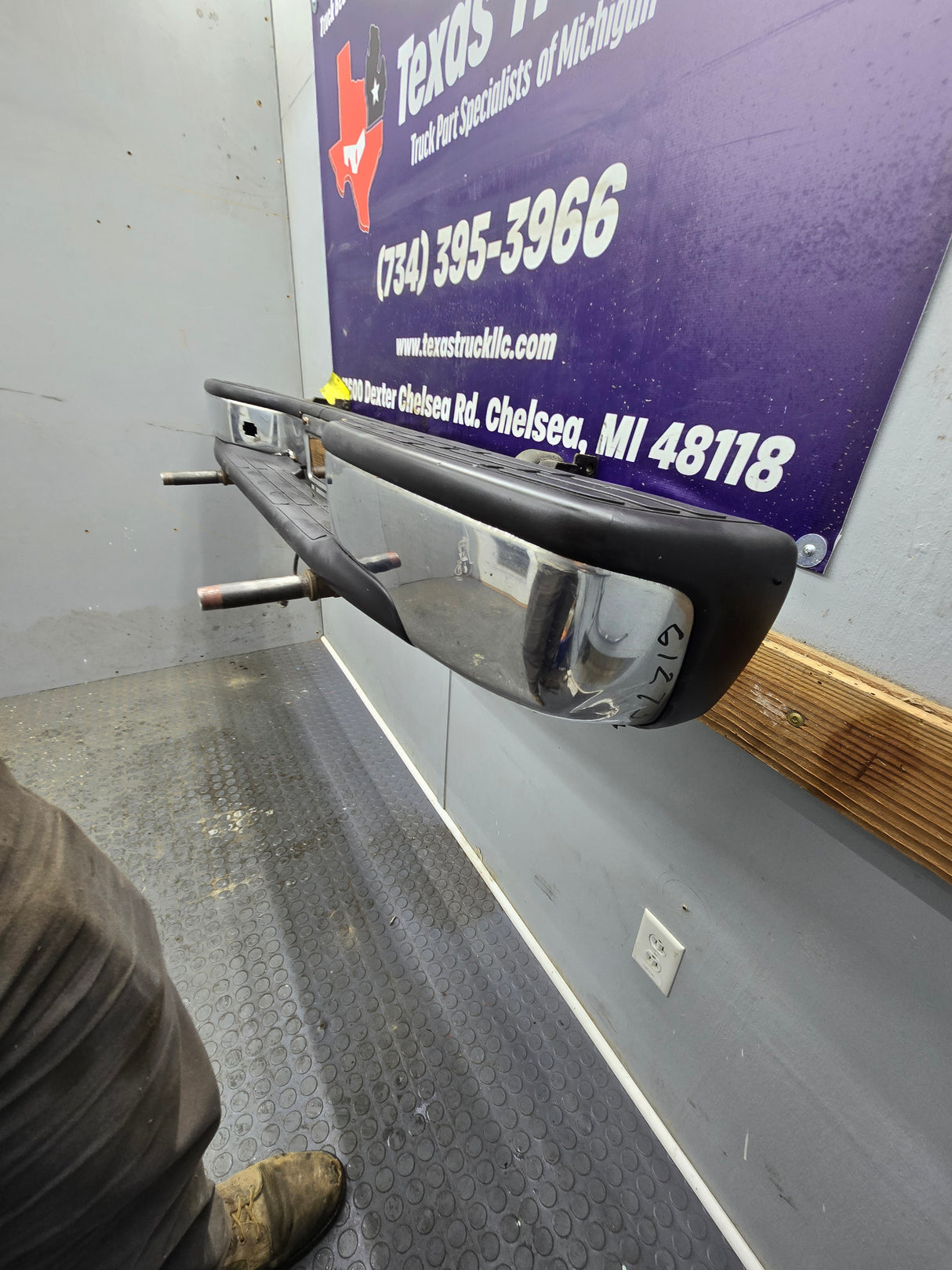 1999-2007 Chevrolet Silverado / GMC Sierra 1500 Rear Bumper