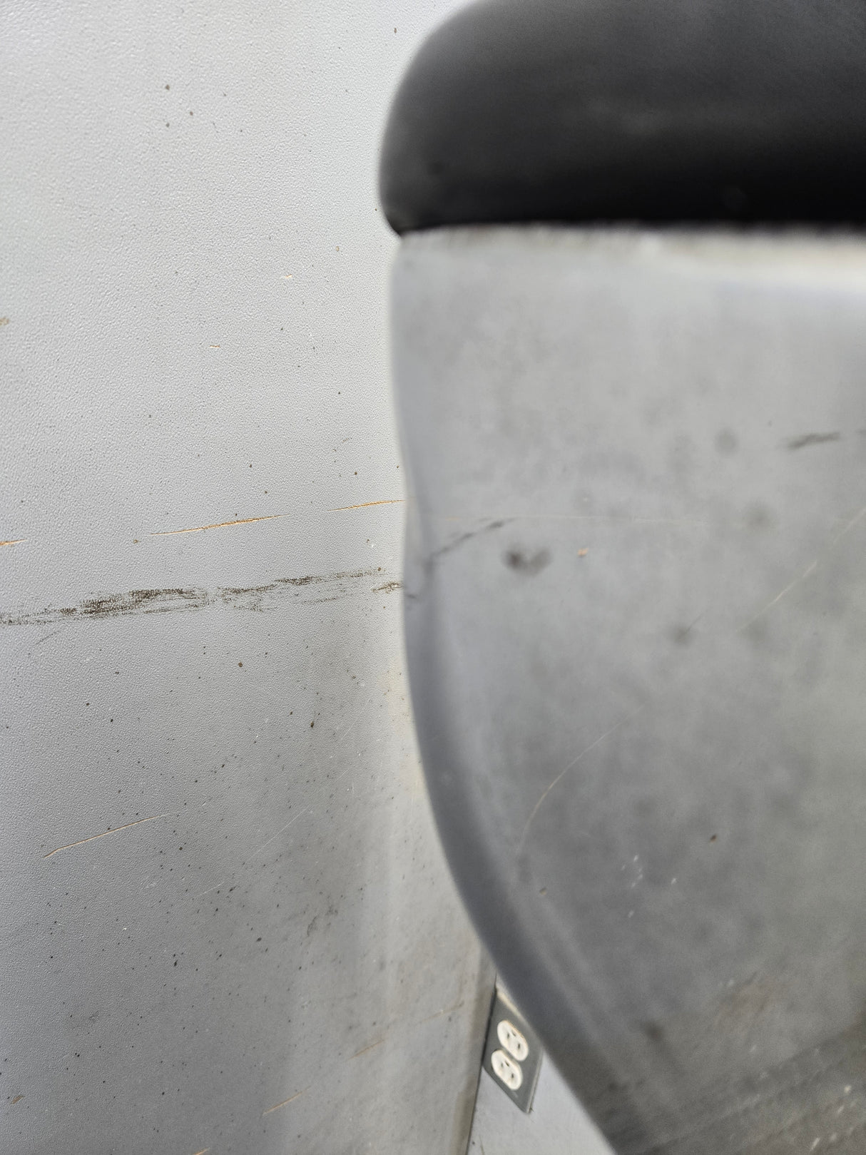 1999-2007 Chevrolet Silverado / GMC Sierra 1500 Rear Bumper