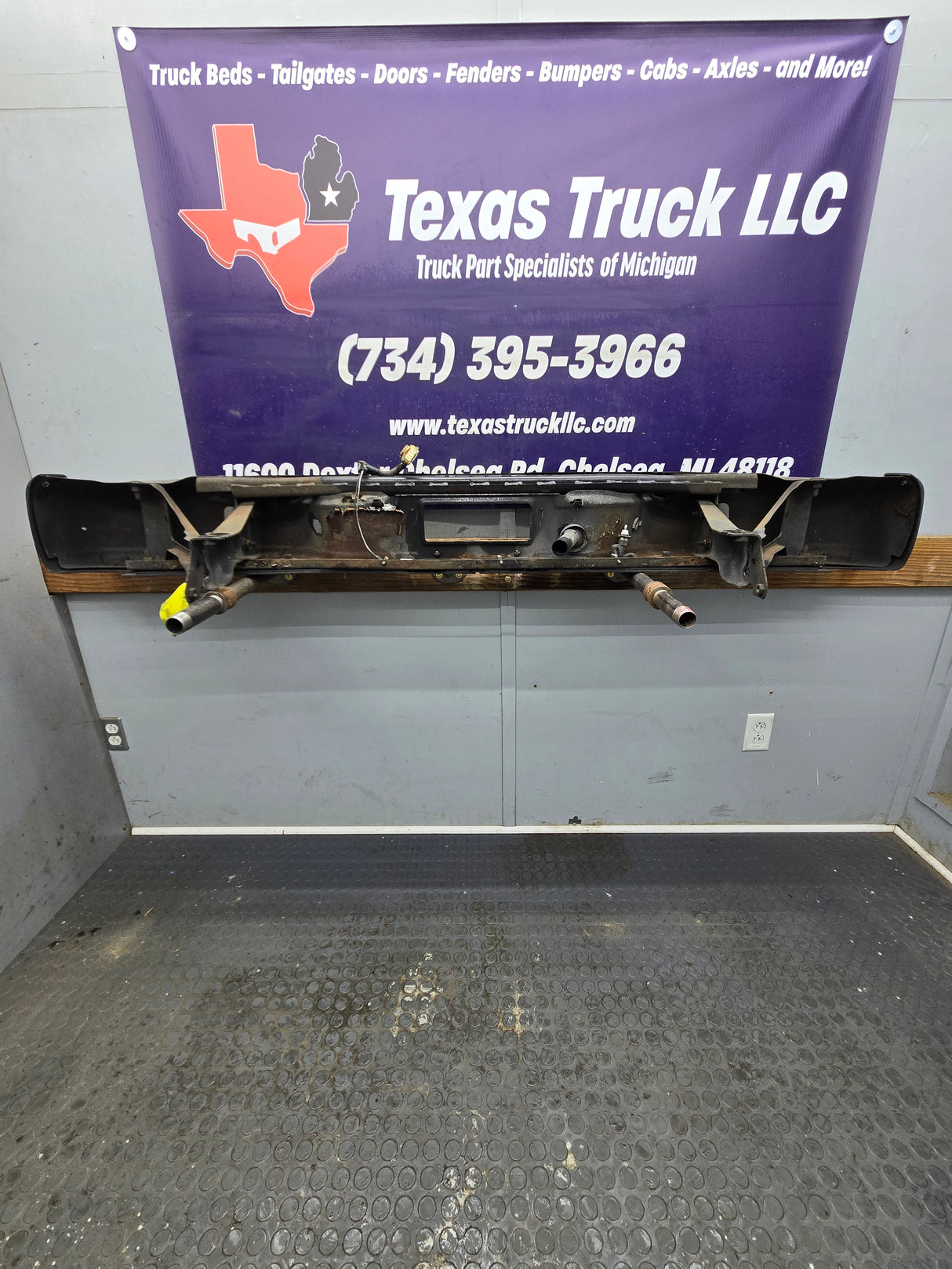 1999-2007 Chevrolet Silverado / GMC Sierra 1500 Rear Bumper