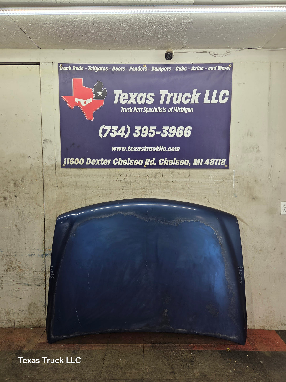1999-2002 Chevrolet Silverado / Suburban 1500 2500 Hood