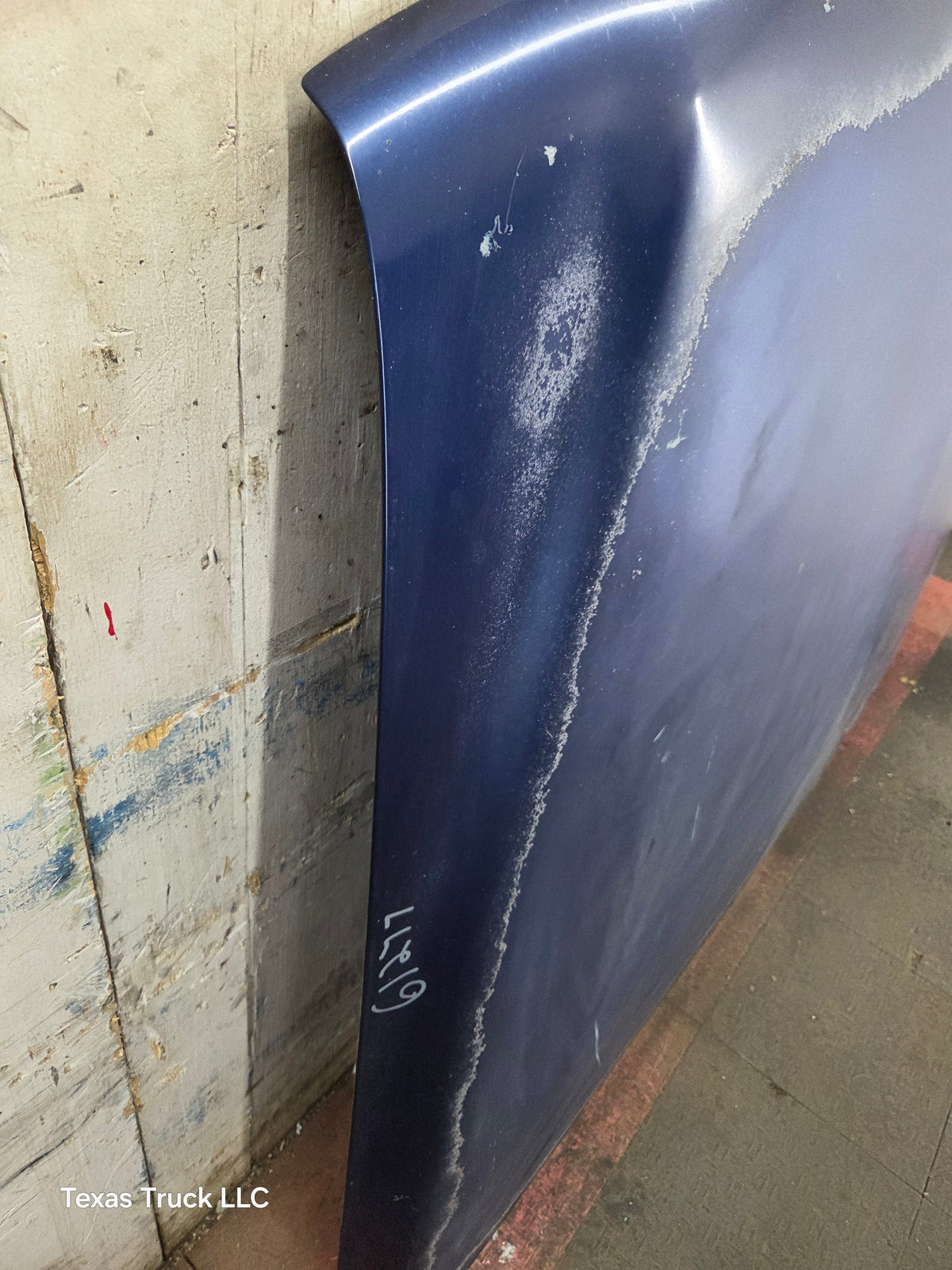 1999-2002 Chevrolet Silverado / Suburban 1500 2500 Hood