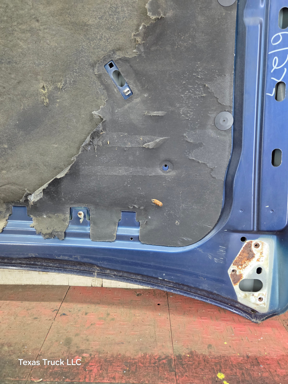 1999-2002 Chevrolet Silverado / Suburban 1500 2500 Hood