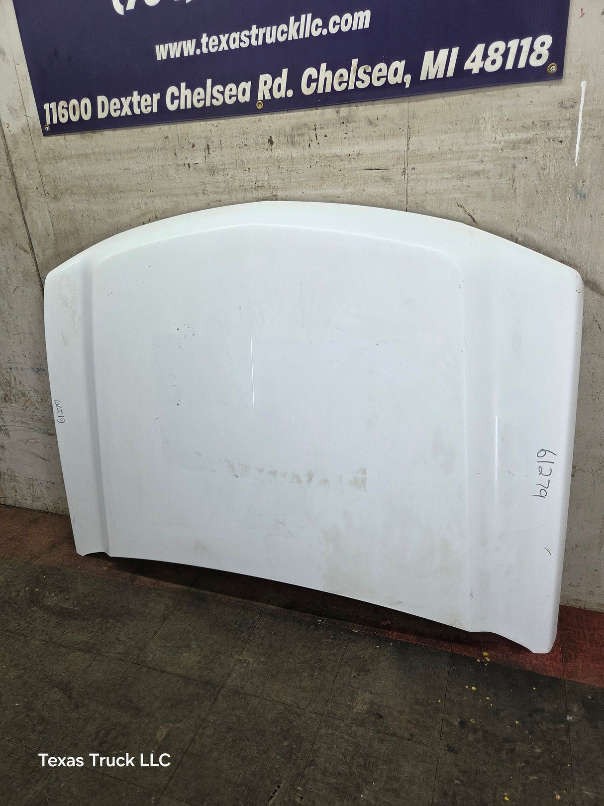 2003-2006 Chevrolet Silverado 2500 3500 Cateye HD Hood OEM