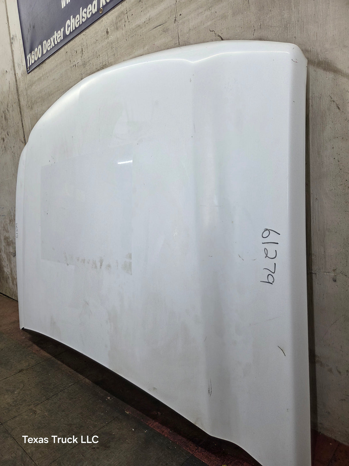 2003-2006 Chevrolet Silverado 2500 3500 Cateye HD Hood OEM