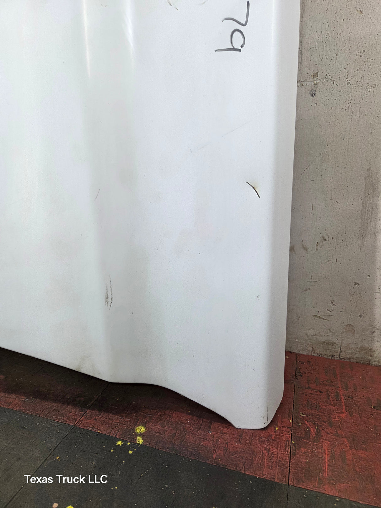 2003-2006 Chevrolet Silverado 2500 3500 Cateye HD Hood OEM