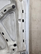 2003-2006 Chevrolet Silverado 2500 3500 Cateye HD Hood OEM