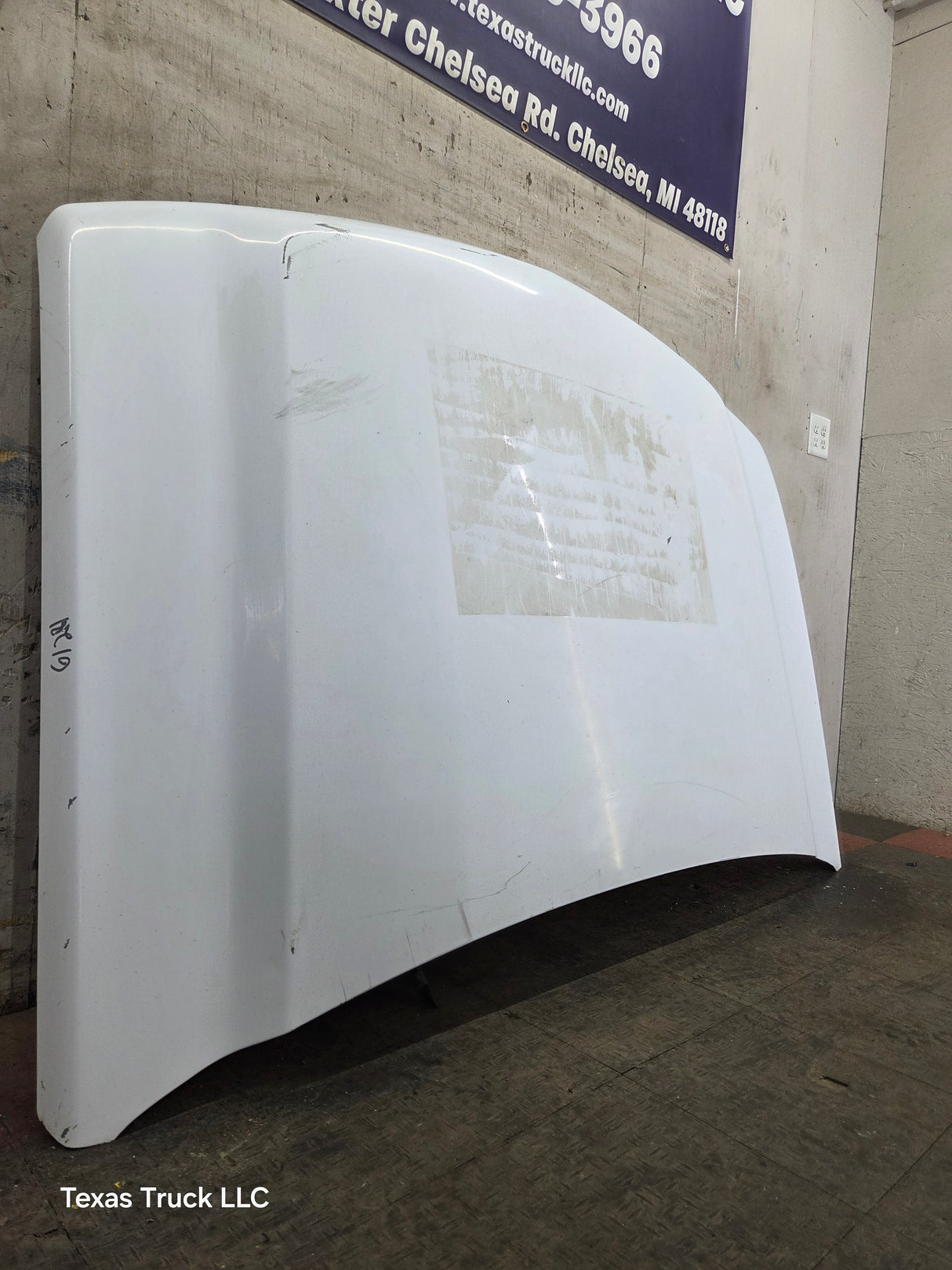 2003-2006 Chevrolet Silverado 2500 3500 Cateye HD Hood OEM