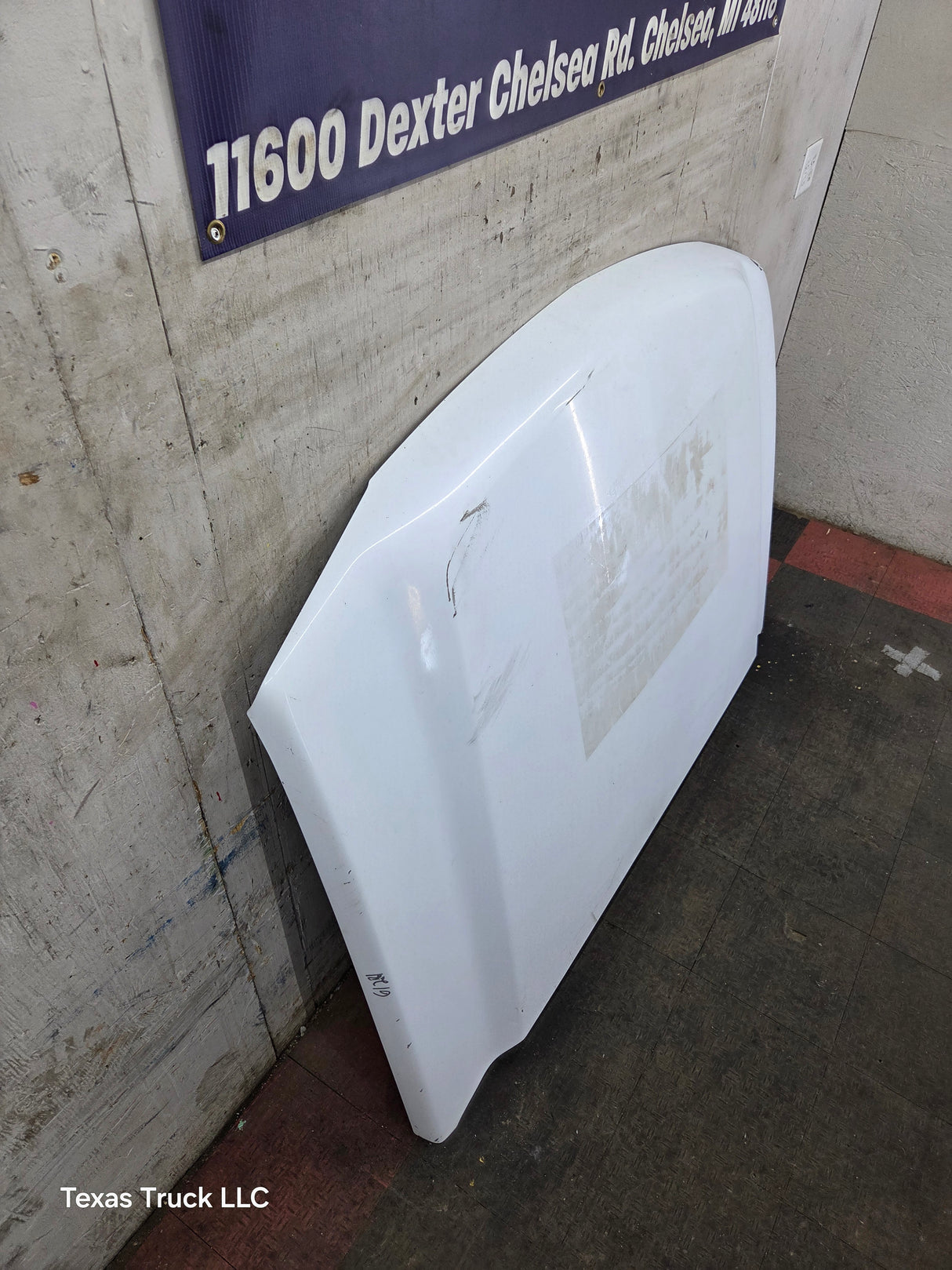 2003-2006 Chevrolet Silverado 2500 3500 Cateye HD Hood OEM
