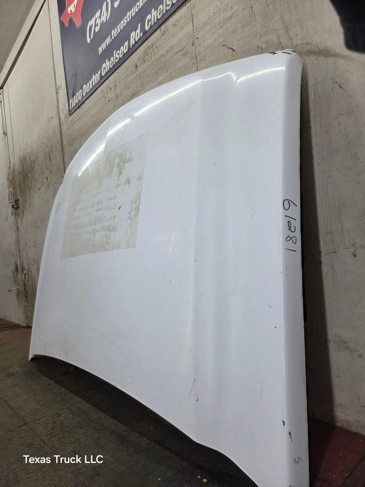 2003-2006 Chevrolet Silverado 2500 3500 Cateye HD Hood OEM