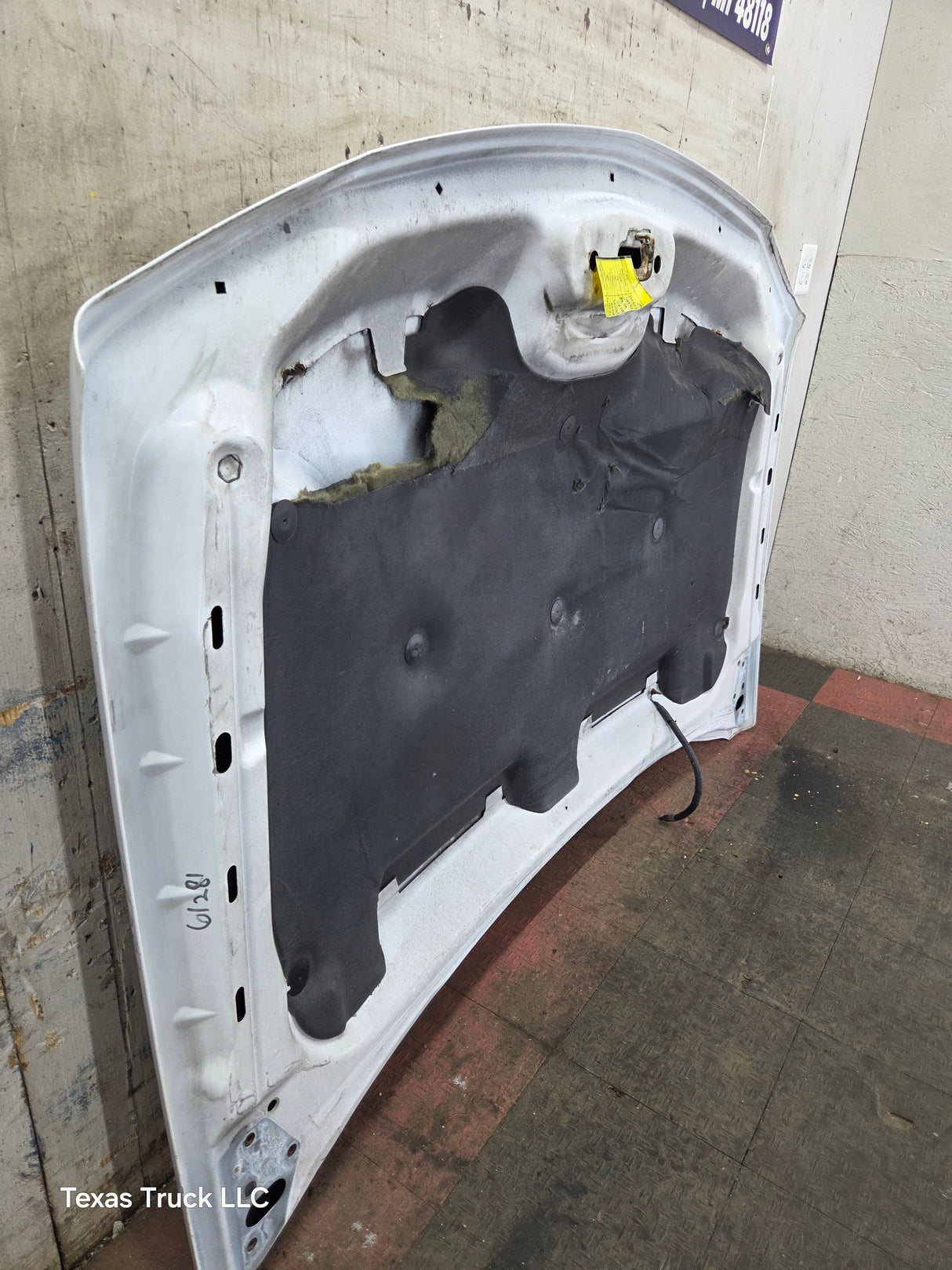 2003-2006 Chevrolet Silverado 2500 3500 Cateye HD Hood OEM