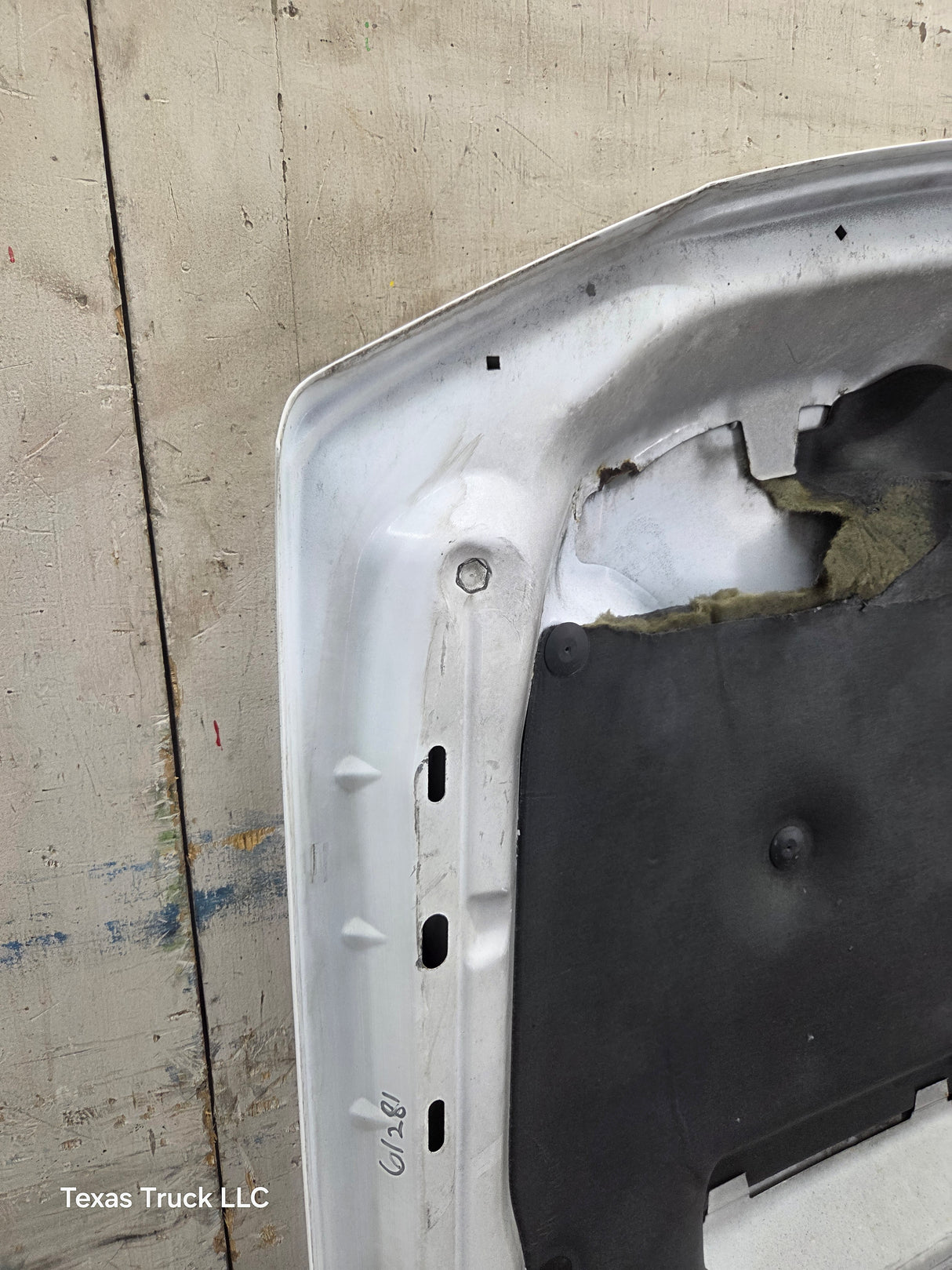 2003-2006 Chevrolet Silverado 2500 3500 Cateye HD Hood OEM