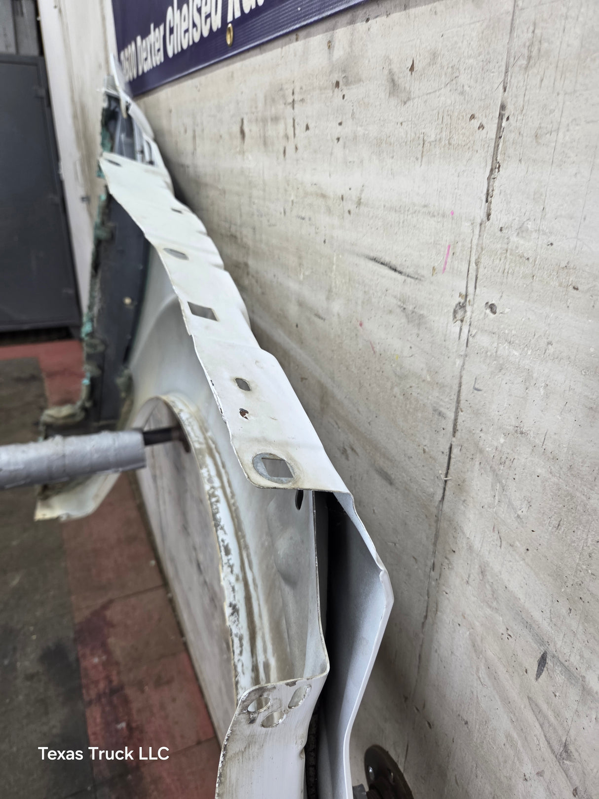2011-2016 Ford Super Duty F250 F350 LH Driver Side Front Fender