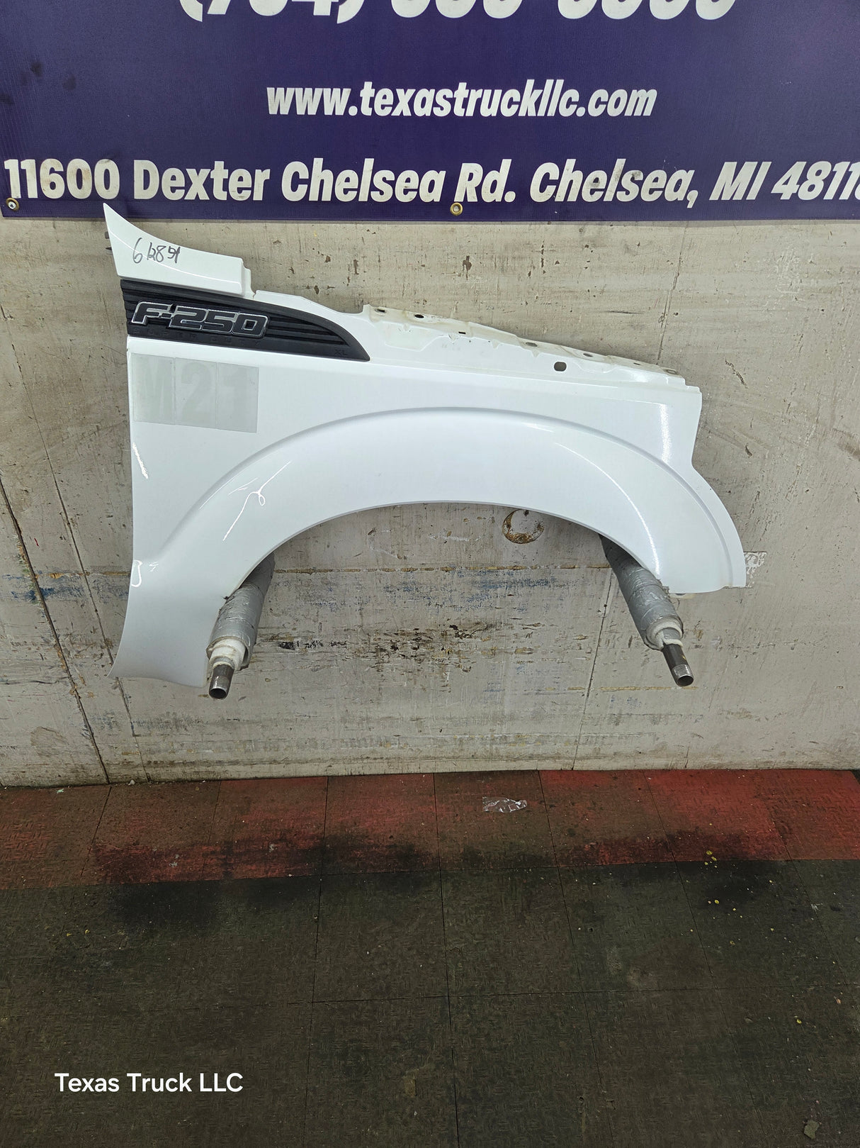 2011-2016 Ford Super Duty F250 F350 RH Passenger Side Front Fender Quarter Panel