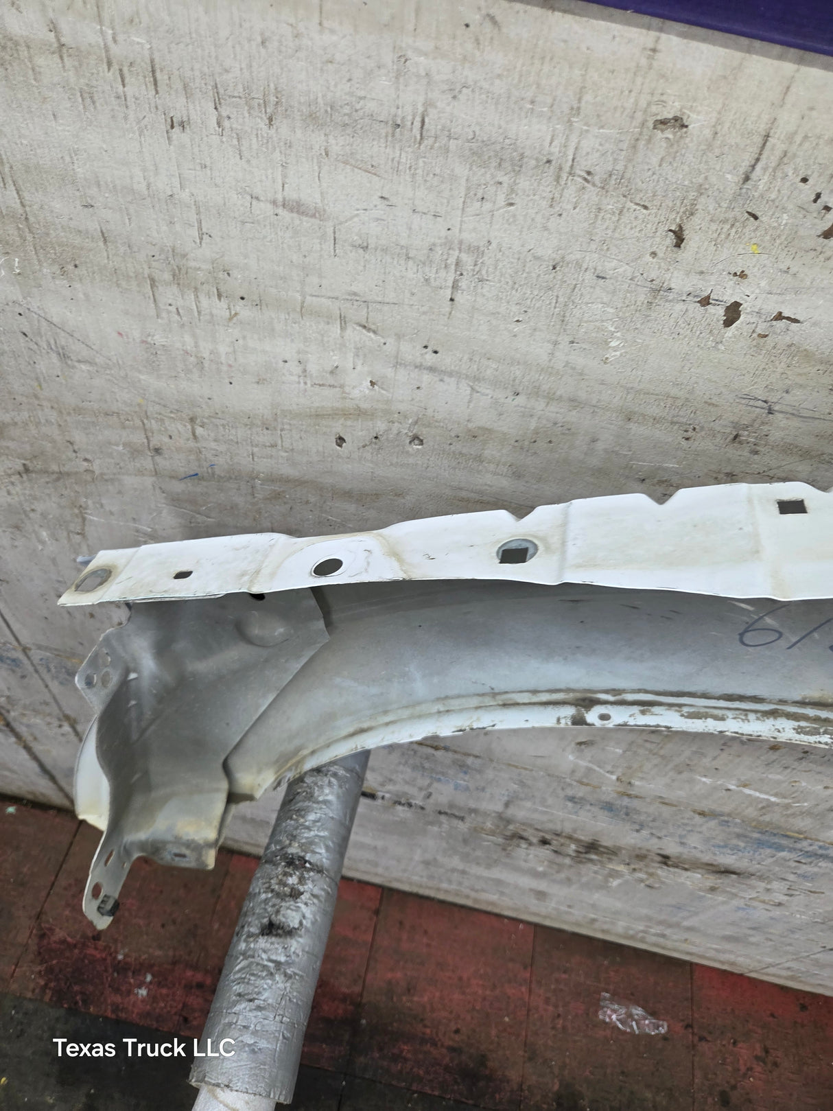 2011-2016 Ford Super Duty F250 F350 RH Passenger Side Front Fender Quarter Panel