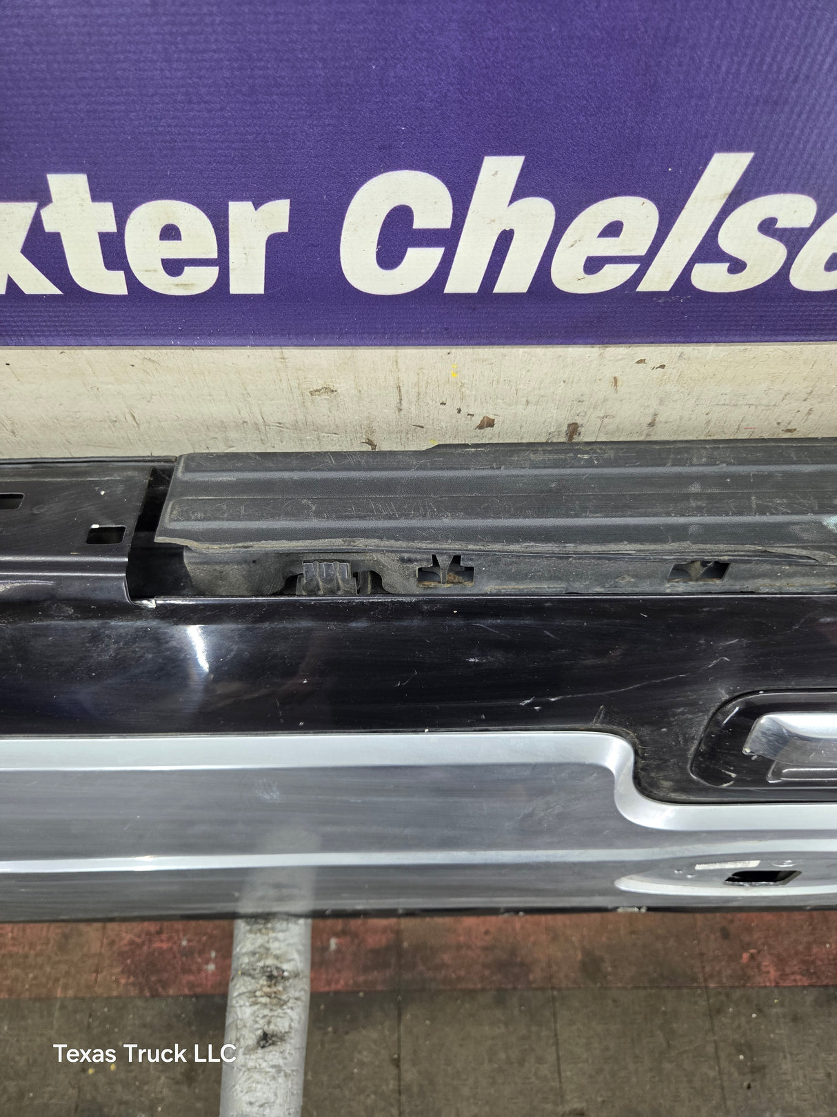 2008-2016 Ford Super Duty Platinum Tailgate With Step F250 F350 F450 F550