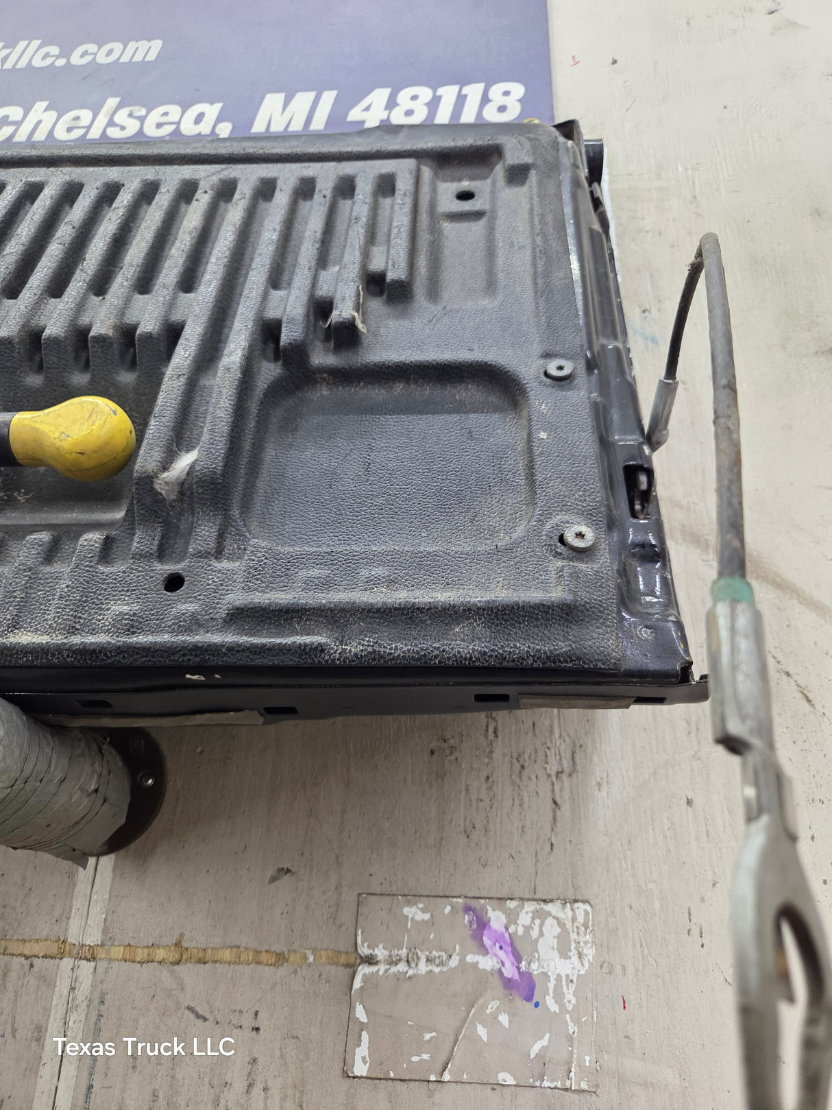 2008-2016 Ford Super Duty Platinum Tailgate With Step F250 F350 F450 F550