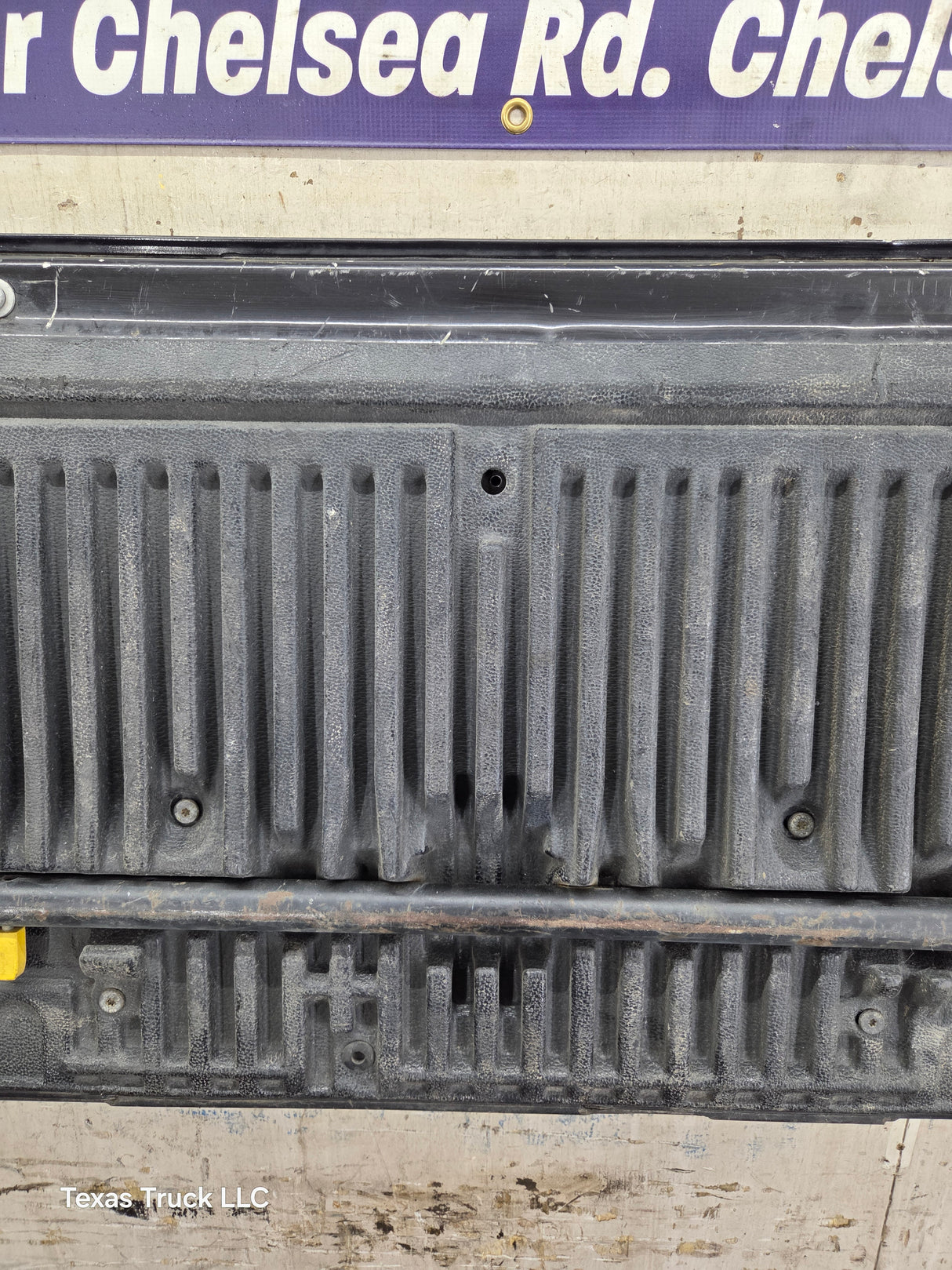2008-2016 Ford Super Duty Platinum Tailgate With Step F250 F350 F450 F550