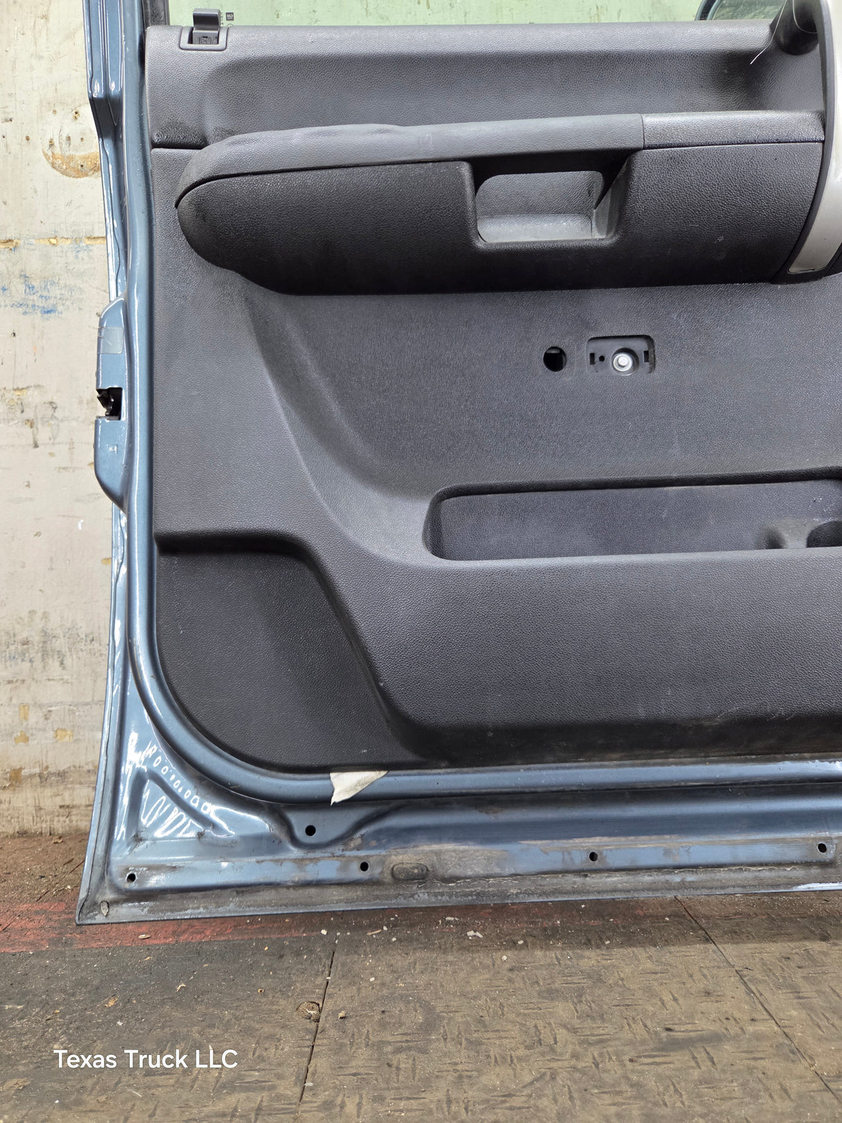 2007-2013 Chevrolet Silverado / GMC Sierra 1500 2500 3500 HD LH Front Driver Side Door
