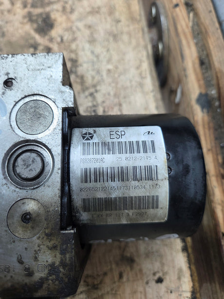 2013 Dodge Ram 1500 ABS Pump Module Control Assembly - P68207201AC