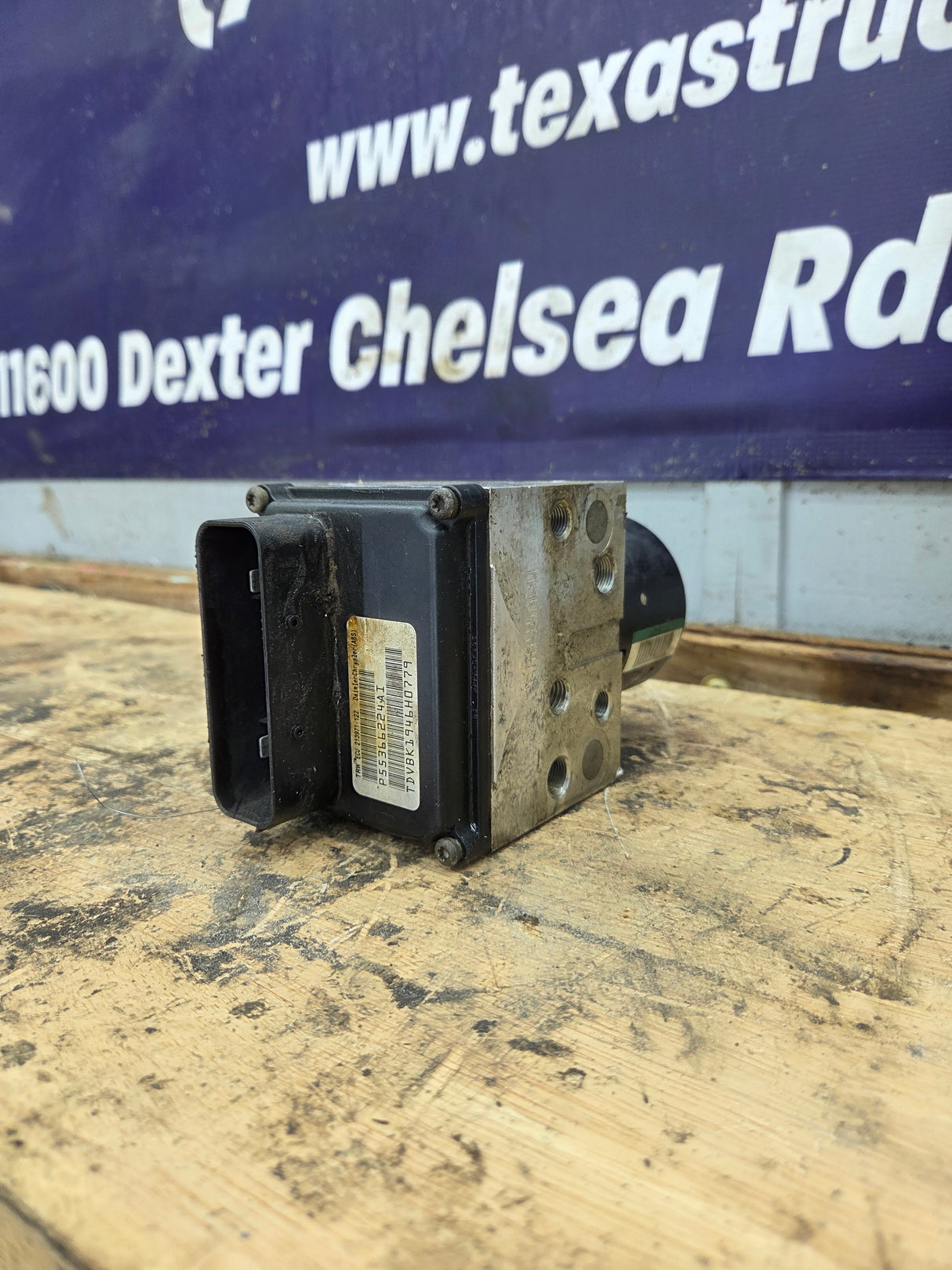 2006 Dodge Ram 2500/3500 MEGACAB ABS Pump Module Control Assembly - P55366224AI
