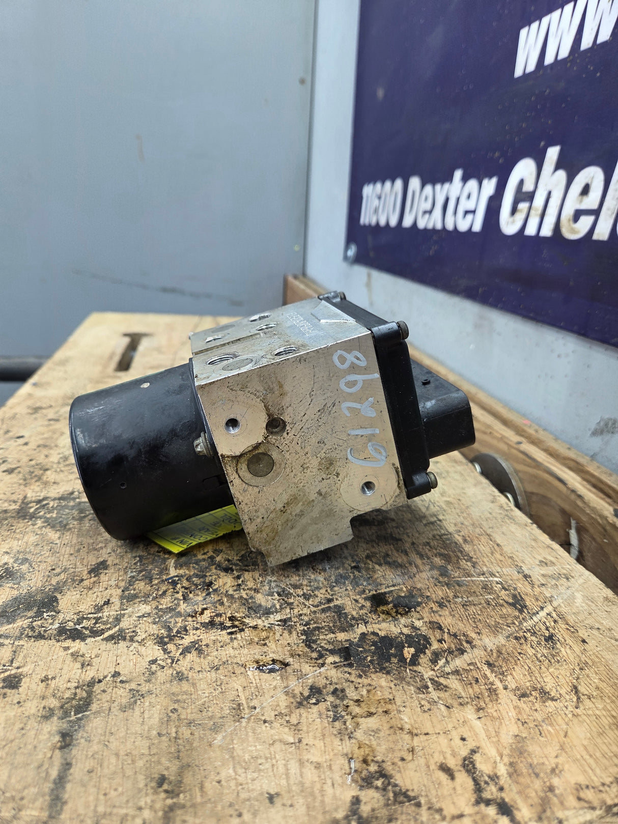 2006 Dodge Ram 2500/3500 MEGACAB ABS Pump Module Control Assembly - P55366224AI