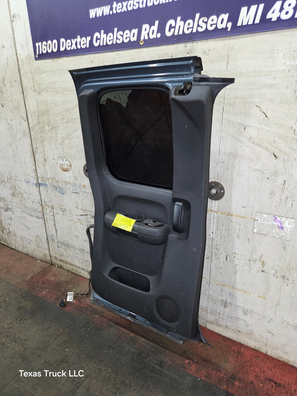 2007-2013 Chevrolet Silverado / GMC Sierra 1500 2500 3500 HD Driver Side Extended Cab LH Rear Door
