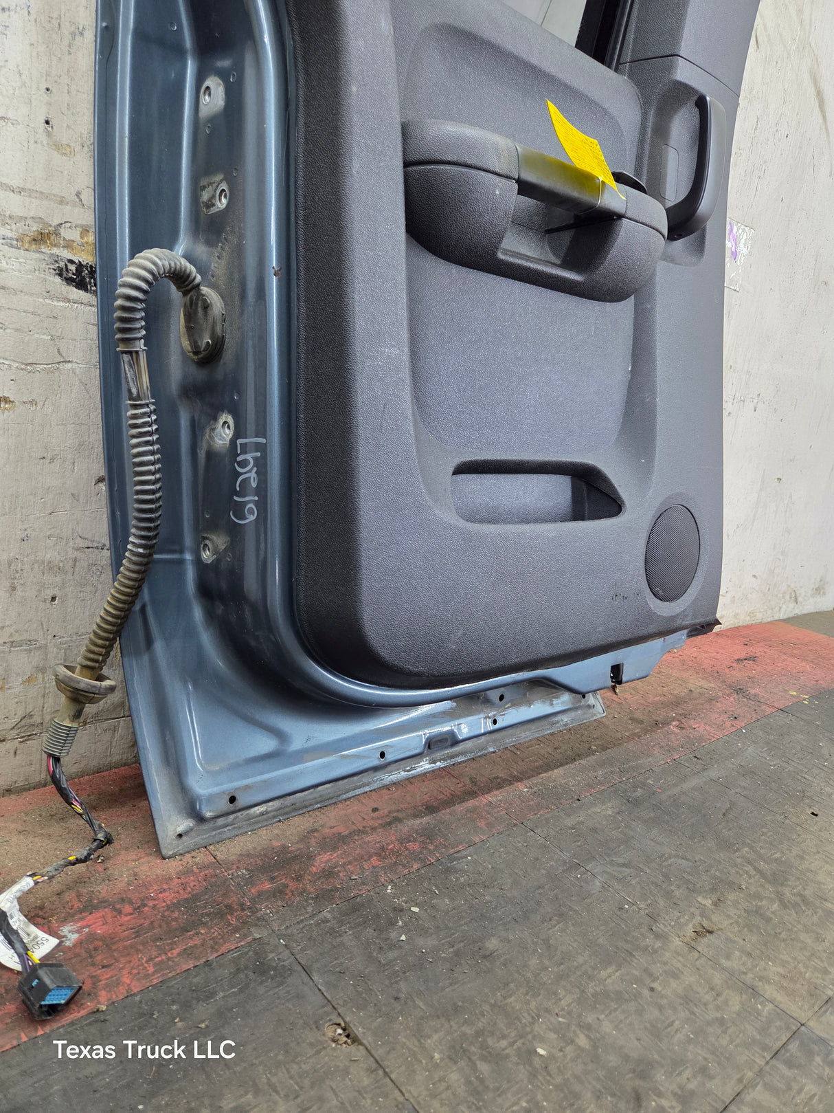 2007-2013 Chevrolet Silverado / GMC Sierra 1500 2500 3500 HD Driver Side Extended Cab LH Rear Door