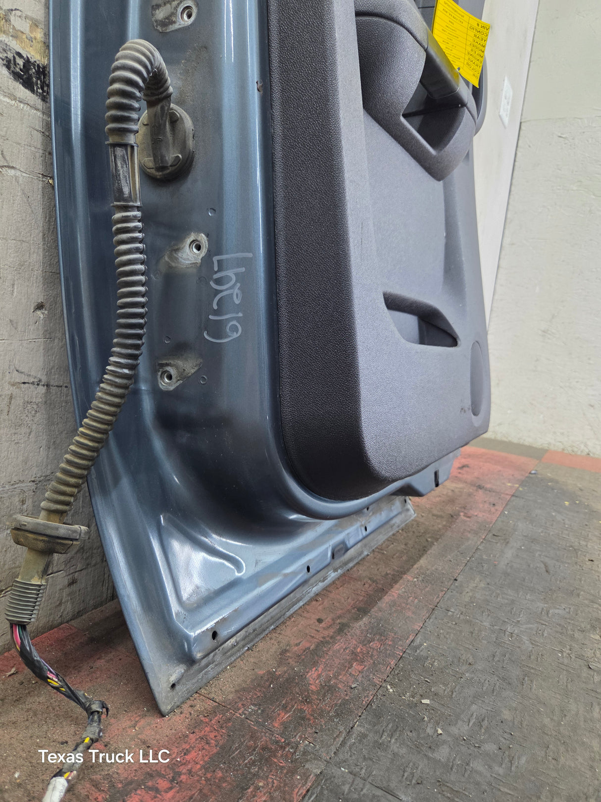 2007-2013 Chevrolet Silverado / GMC Sierra 1500 2500 3500 HD Driver Side Extended Cab LH Rear Door