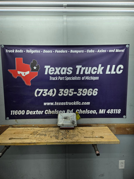 2000 GMC Sierra 1500 5.3L PCM CYCB / 09354896