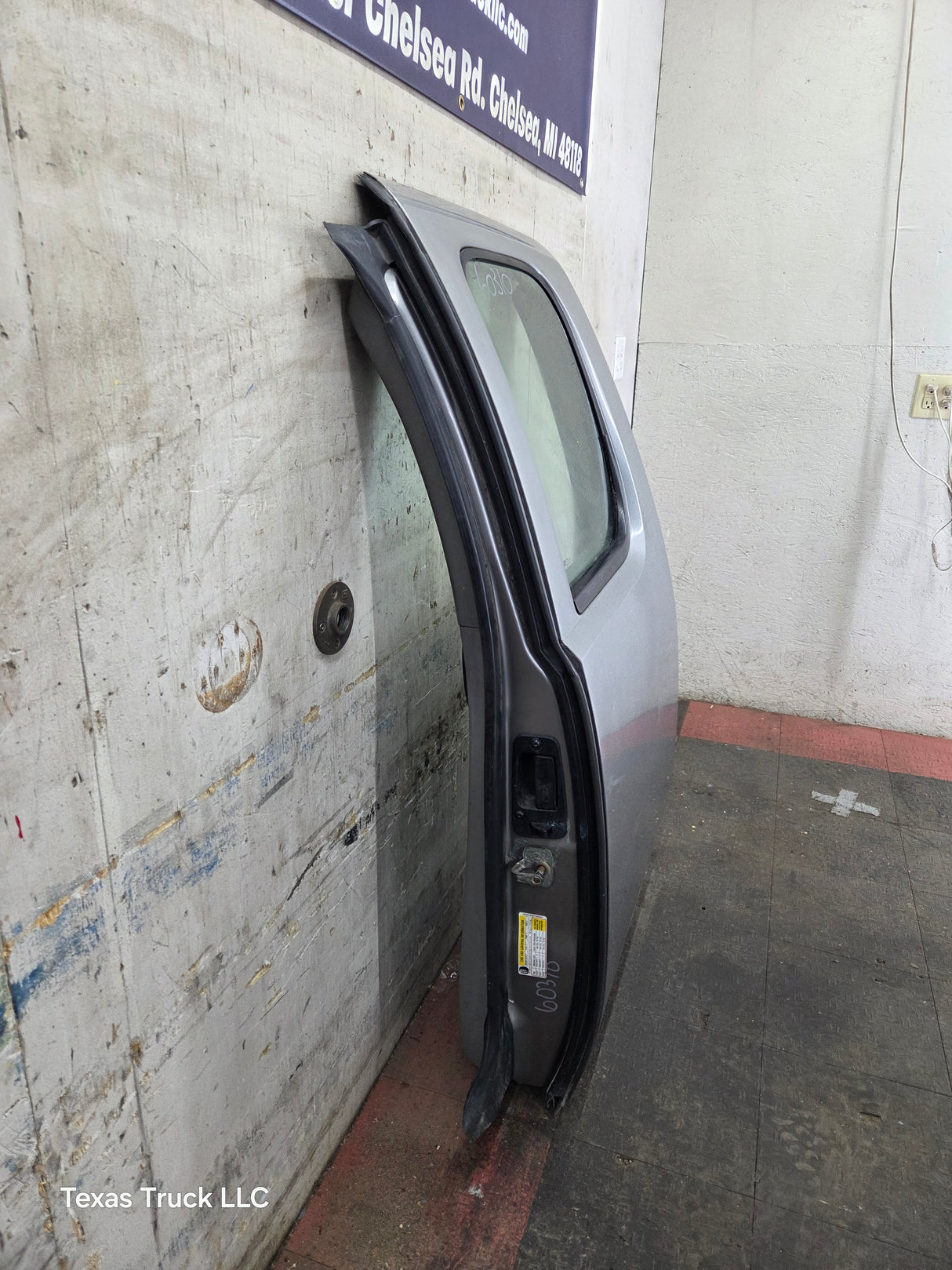 2007-2013 Chevrolet Silverado / GMC Sierra 1500 2500 3500 HD Driver Side Extended Cab LH Rear Door