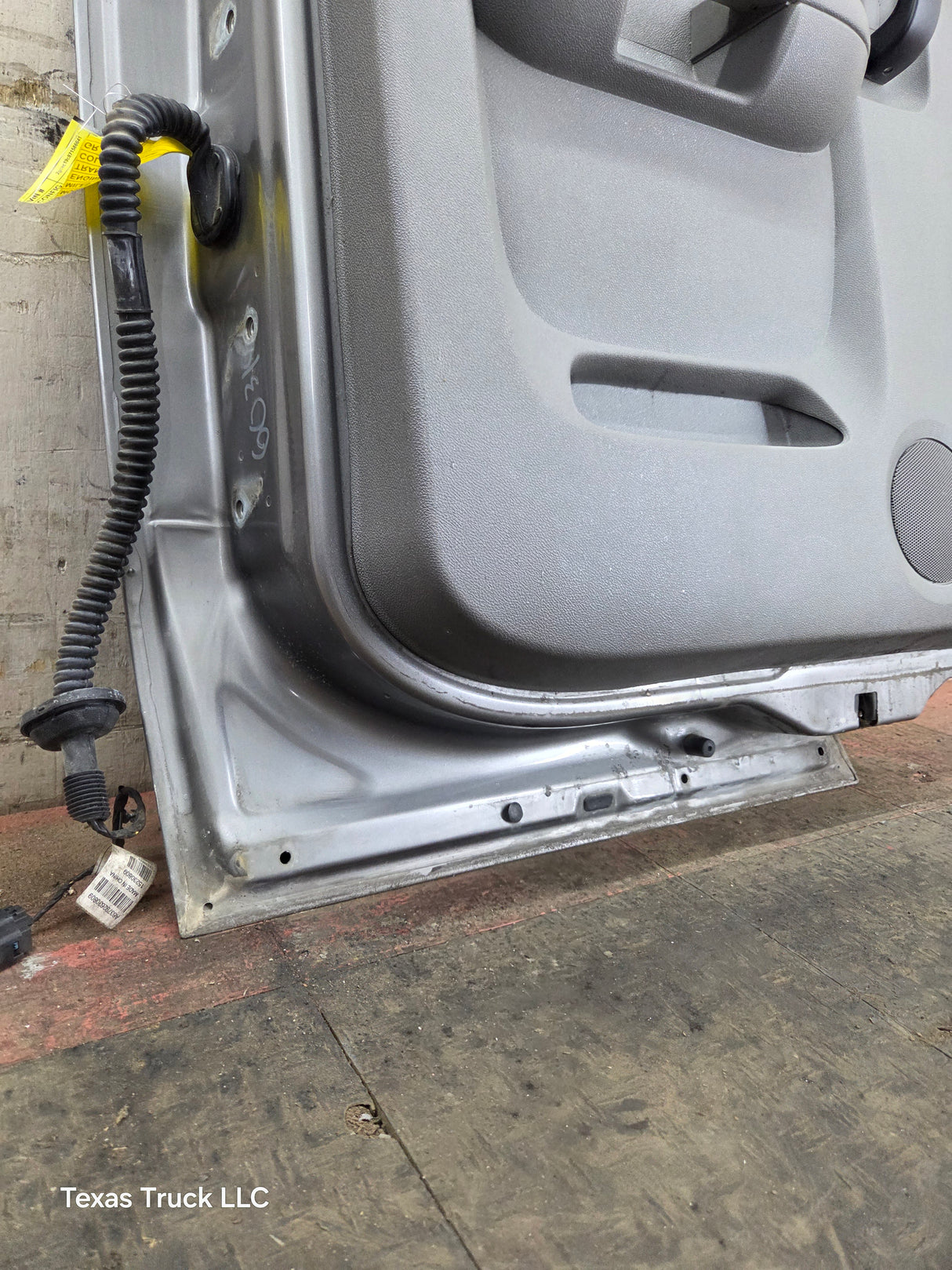 2007-2013 Chevrolet Silverado / GMC Sierra 1500 2500 3500 HD Driver Side Extended Cab LH Rear Door