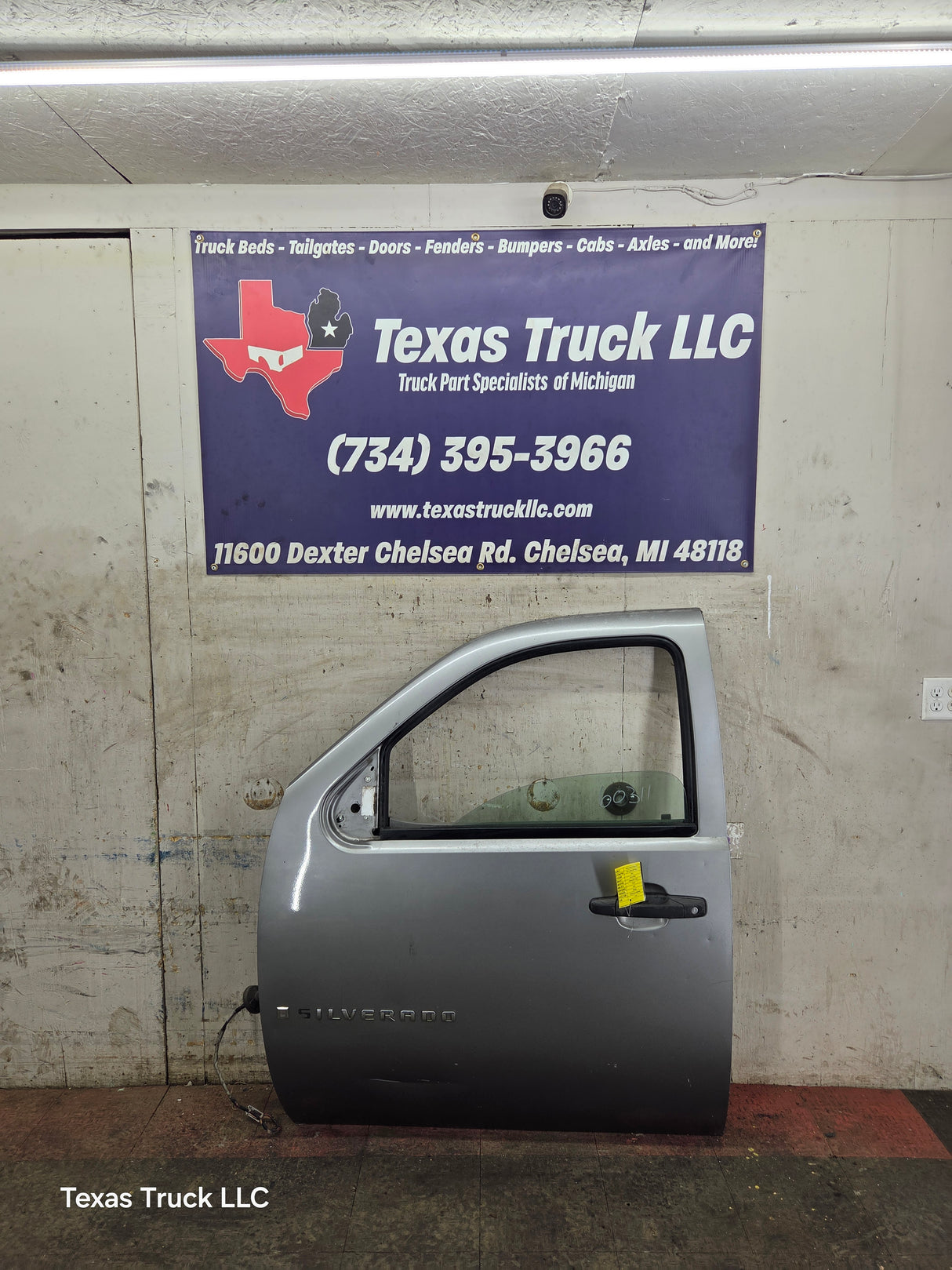 2007-2013 Chevrolet Silverado / GMC Sierra 1500 2500 3500 HD LH Front Driver Side Door