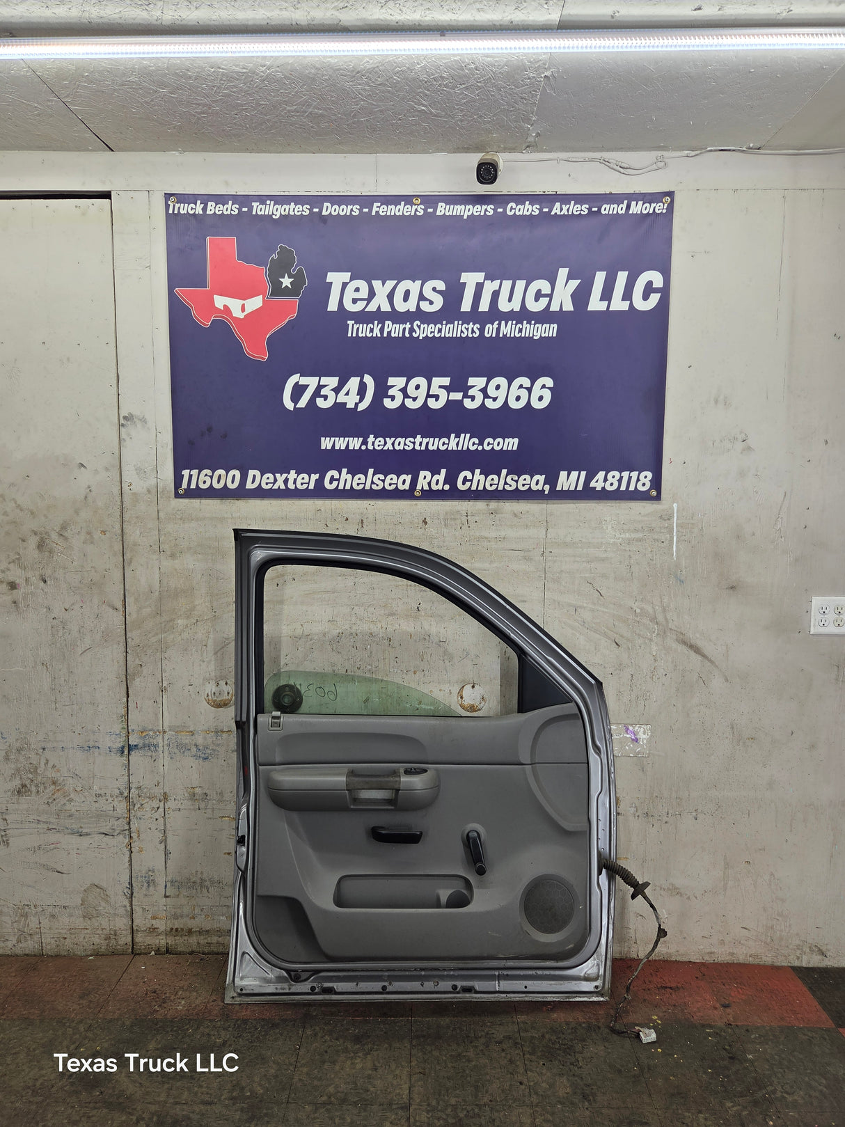 2007-2013 Chevrolet Silverado / GMC Sierra 1500 2500 3500 HD LH Front Driver Side Door