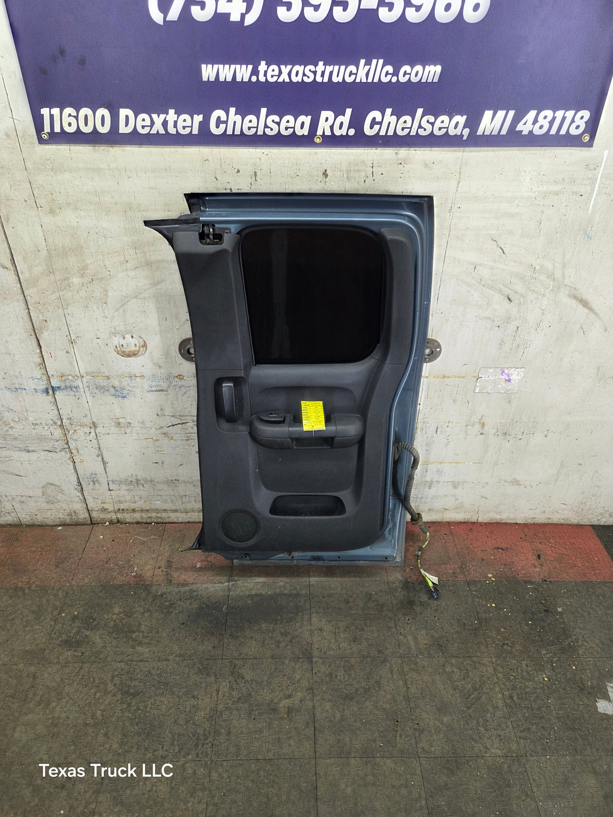 2007-2013 Chevrolet Silverado / GMC Sierra 1500 2500 3500 HD Passenger side Extended Cab RH Rear Door