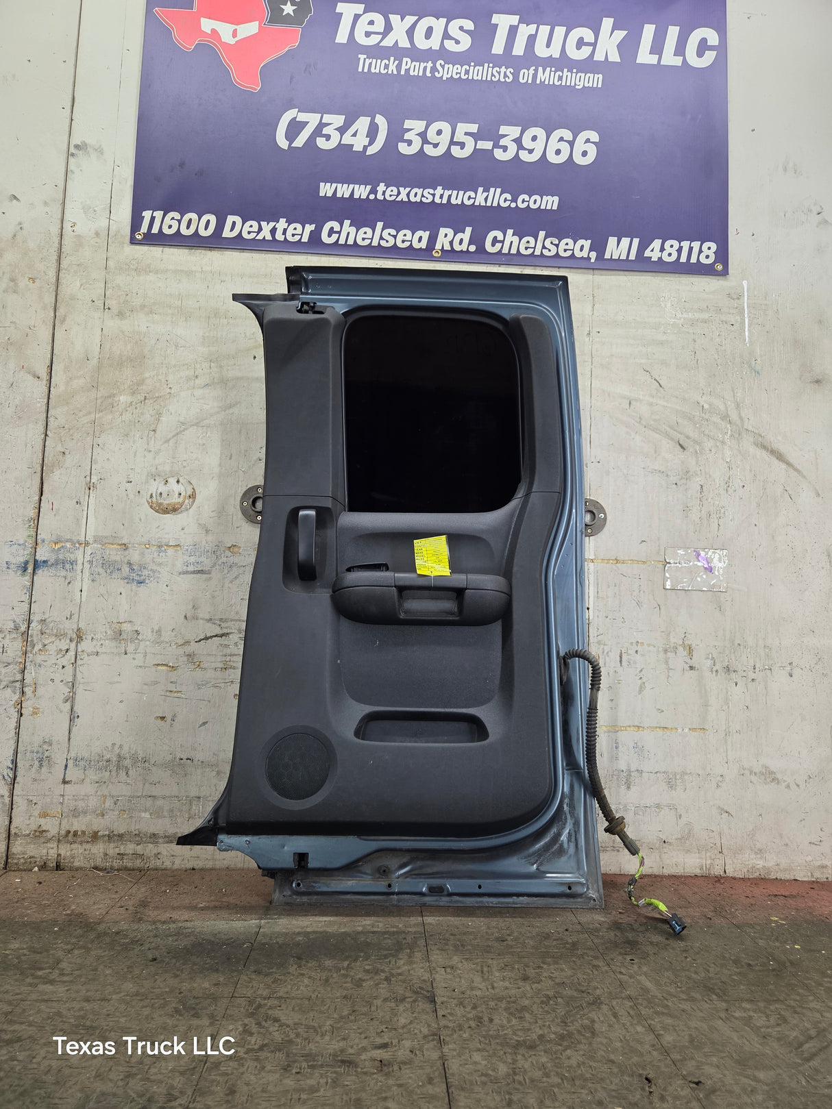 2007-2013 Chevrolet Silverado / GMC Sierra 1500 2500 3500 HD Passenger side Extended Cab RH Rear Door