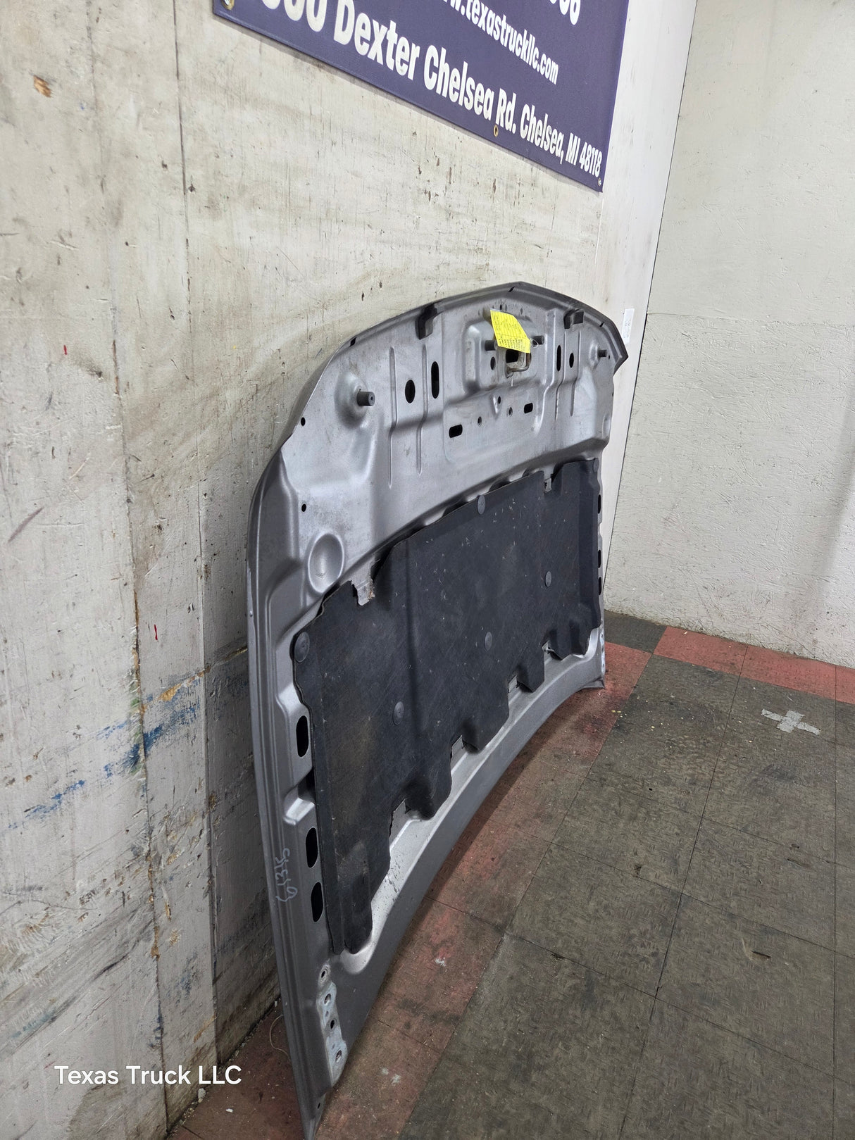 2007-2013 Chevrolet Silverado 1500 2500 Hood