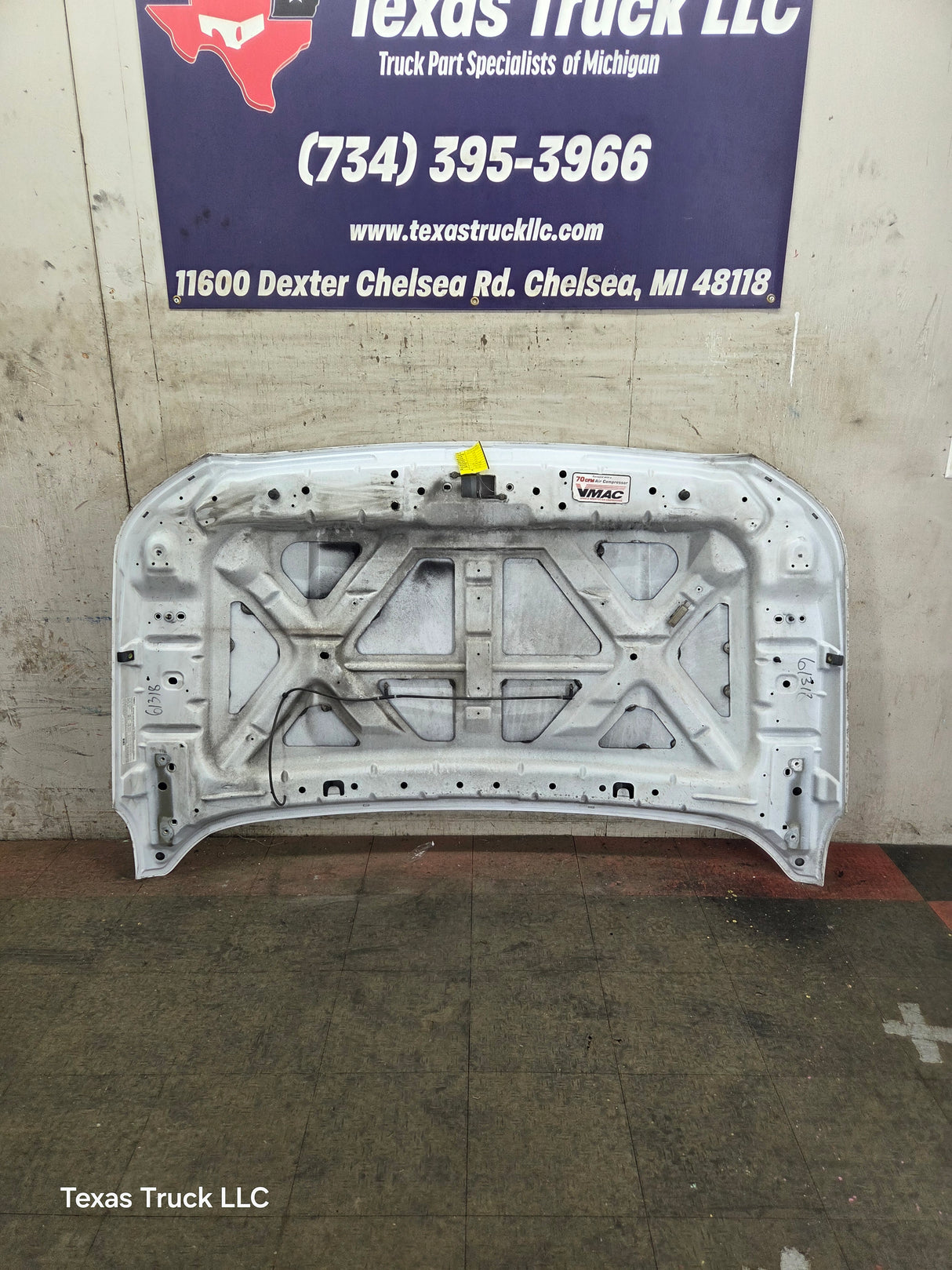 2011-2016 Ford Super Duty Hood F250 F350 F450 F550