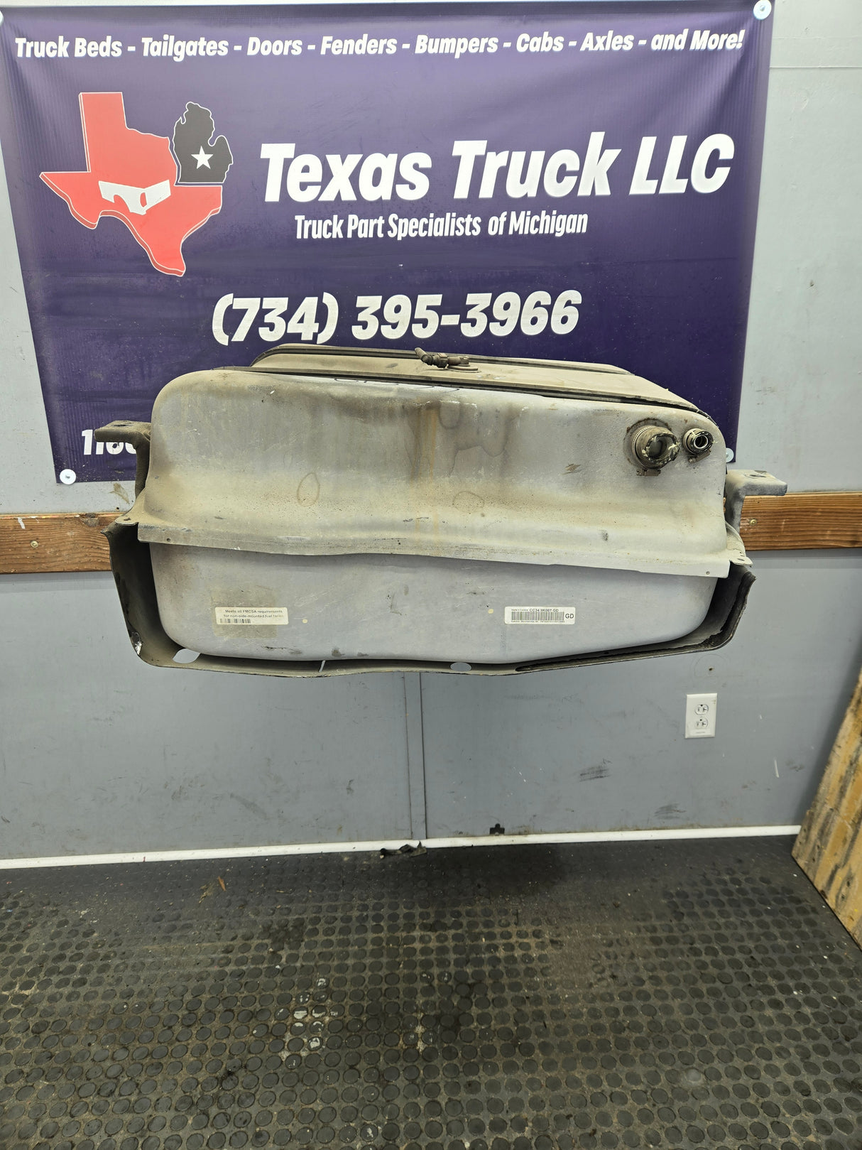 2011-2016 Ford Super Duty F350 F450 F550 Cab & Chassis Fuel Tank Rear mount behind the axle