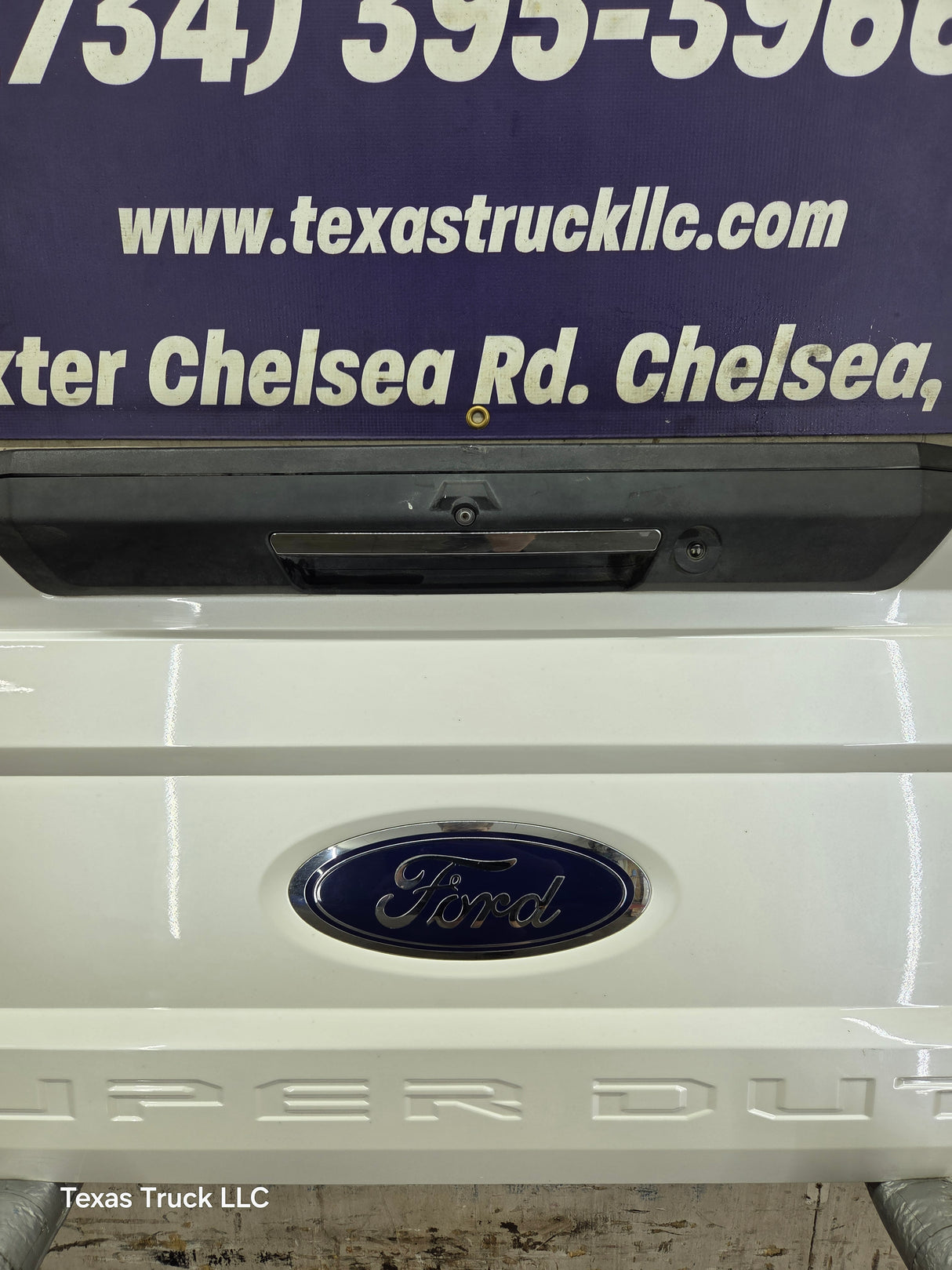 2017-2022 Ford F250 F350 F450 F550 Super Duty Step Tailgate