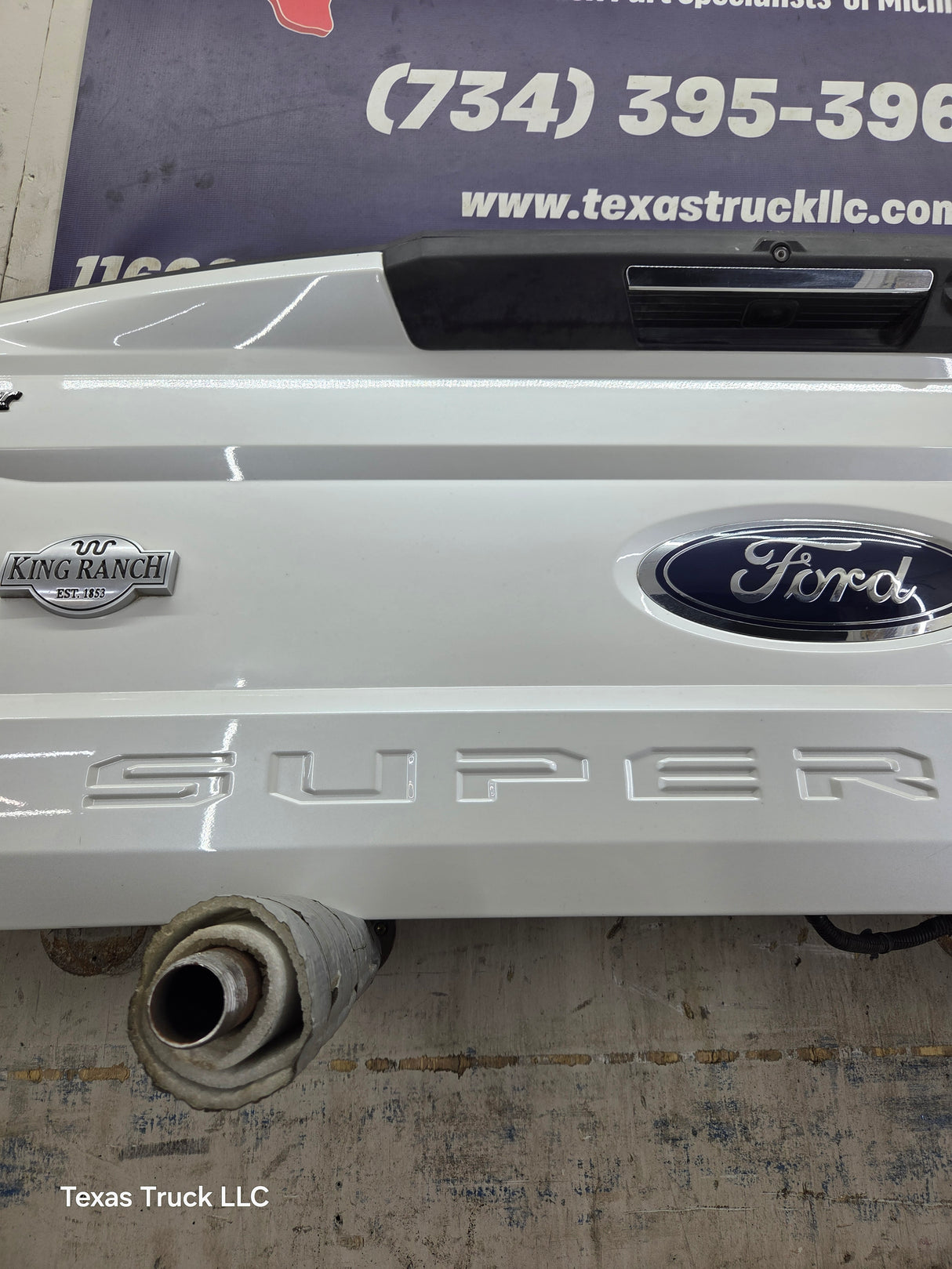 2017-2022 Ford F250 F350 F450 F550 Super Duty Step Tailgate