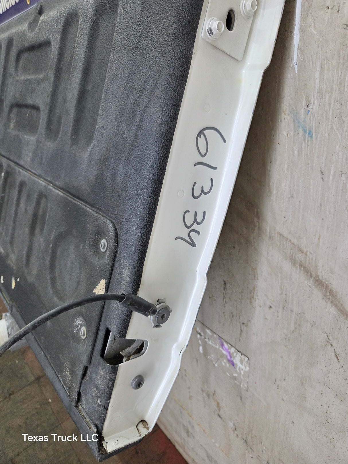 2017-2022 Ford F250 F350 F450 F550 Super Duty Step Tailgate