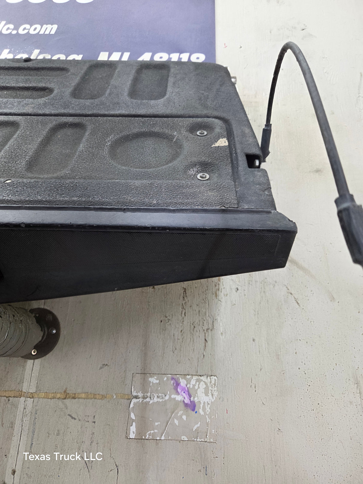 2017-2022 Ford F250 F350 F450 F550 Super Duty Step Tailgate