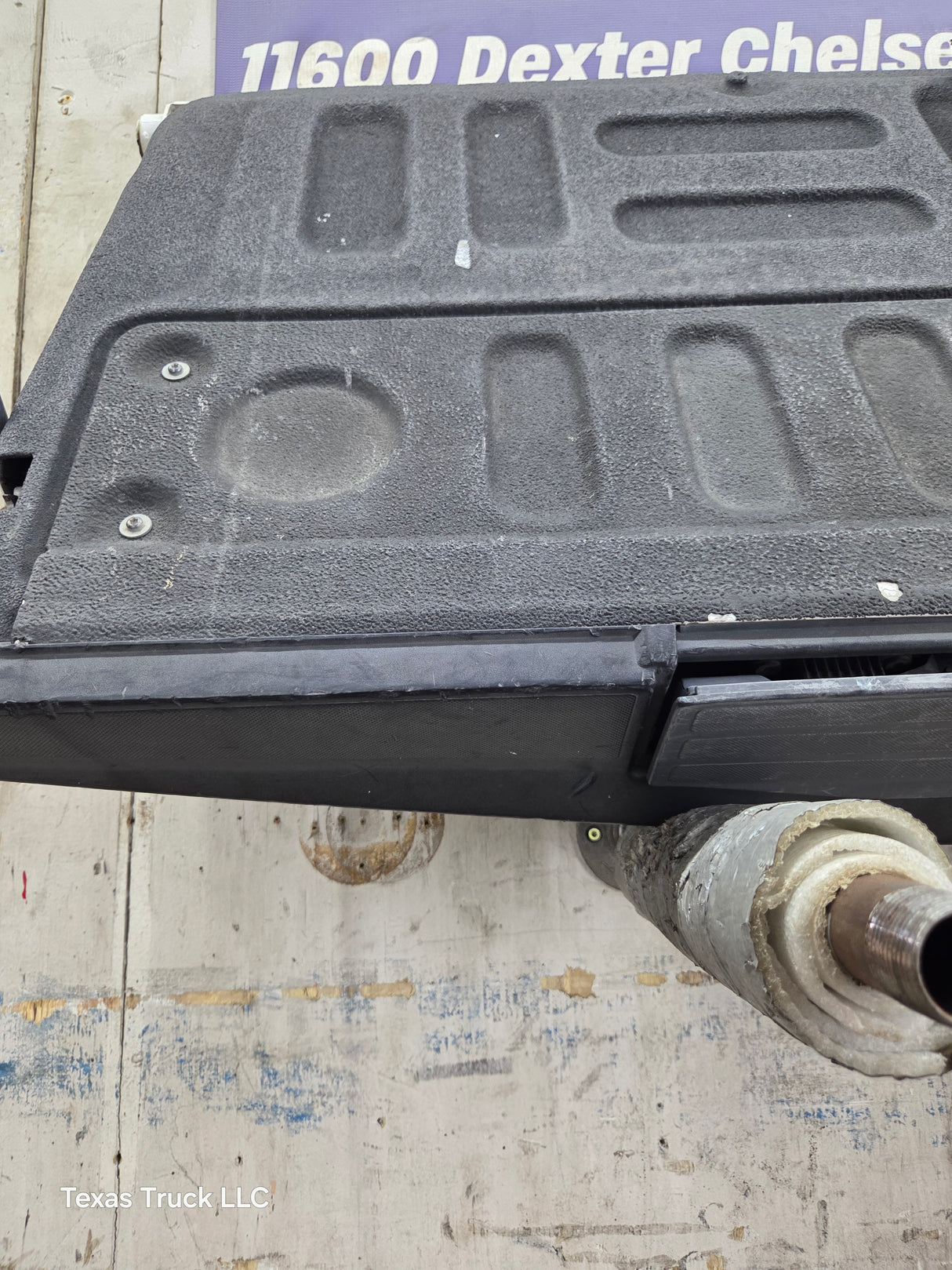 2017-2022 Ford F250 F350 F450 F550 Super Duty Step Tailgate