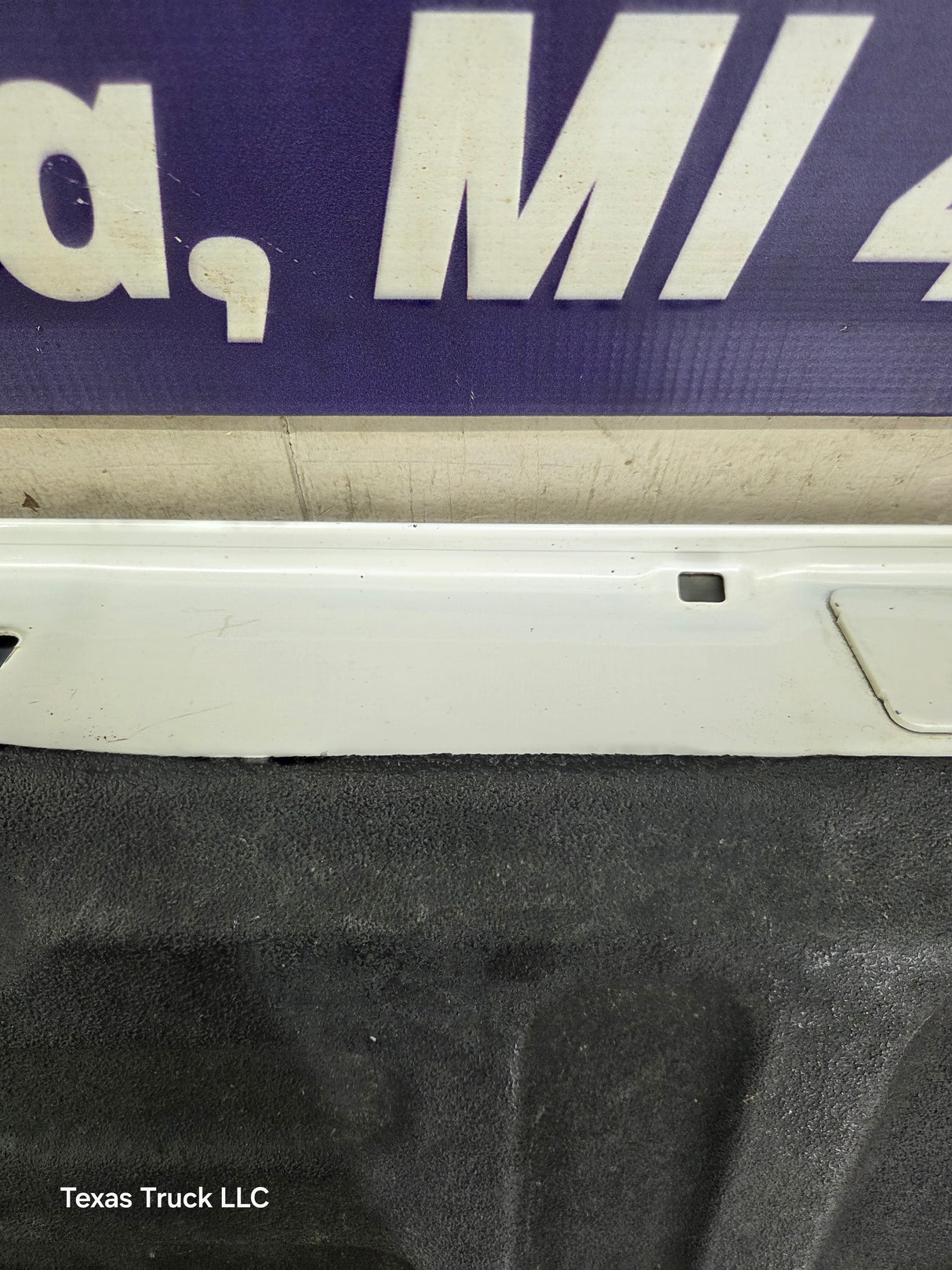 2017-2022 Ford F250 F350 F450 F550 Super Duty Step Tailgate