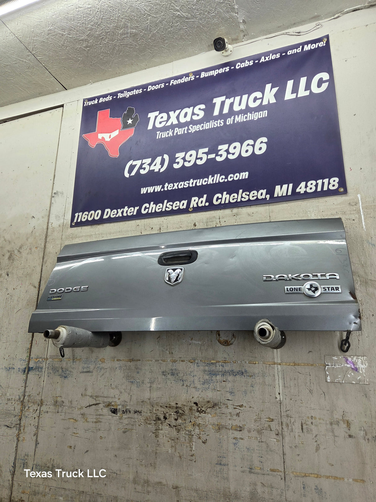 2005-2011 Dodge Dakota 3rd Gen Tailgate