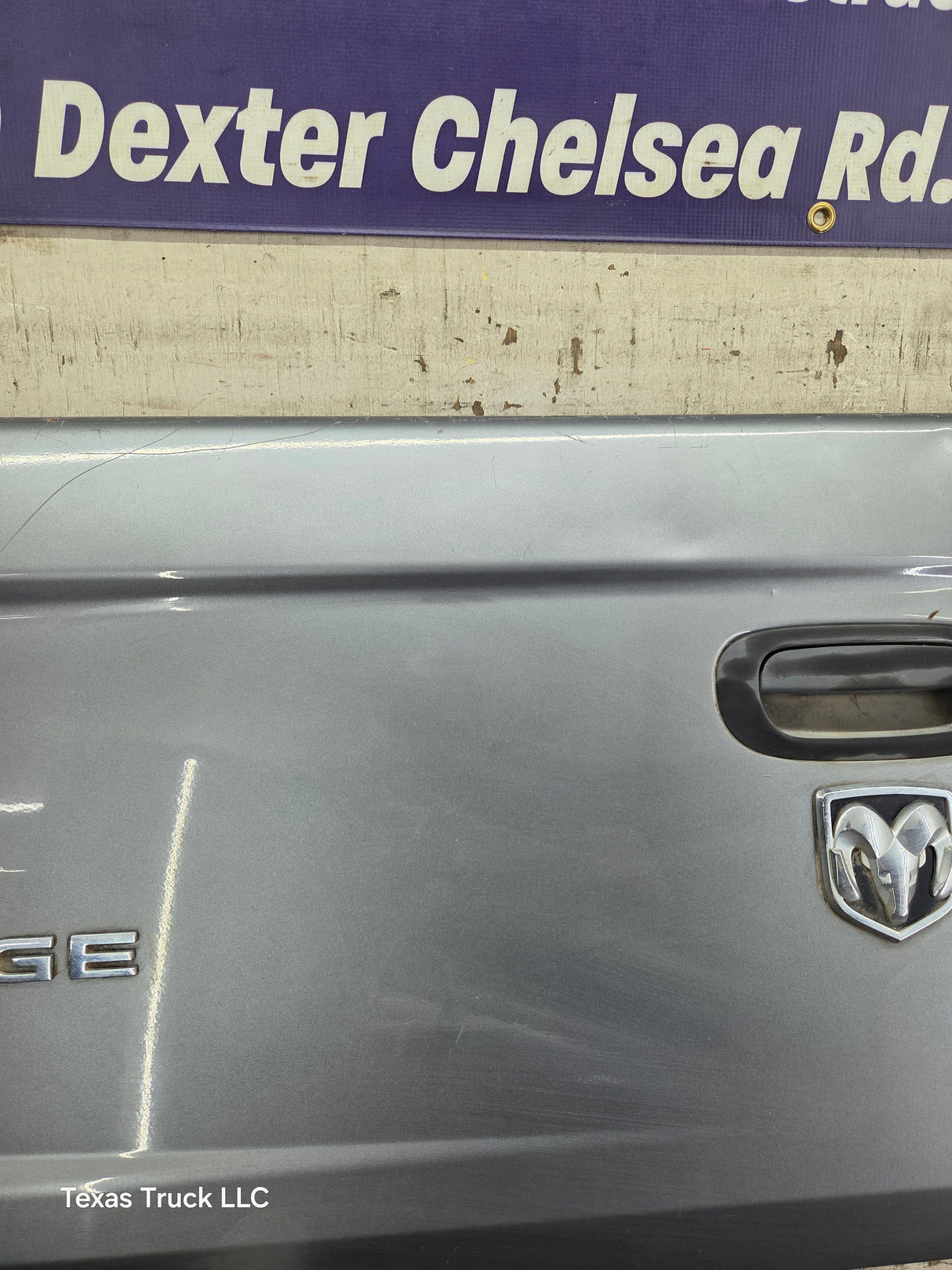 2005-2011 Dodge Dakota 3rd Gen Tailgate