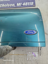 1997-2003 F150 / 1999-2007 Ford F250 F350 F450 F550 Super Duty Tailgate